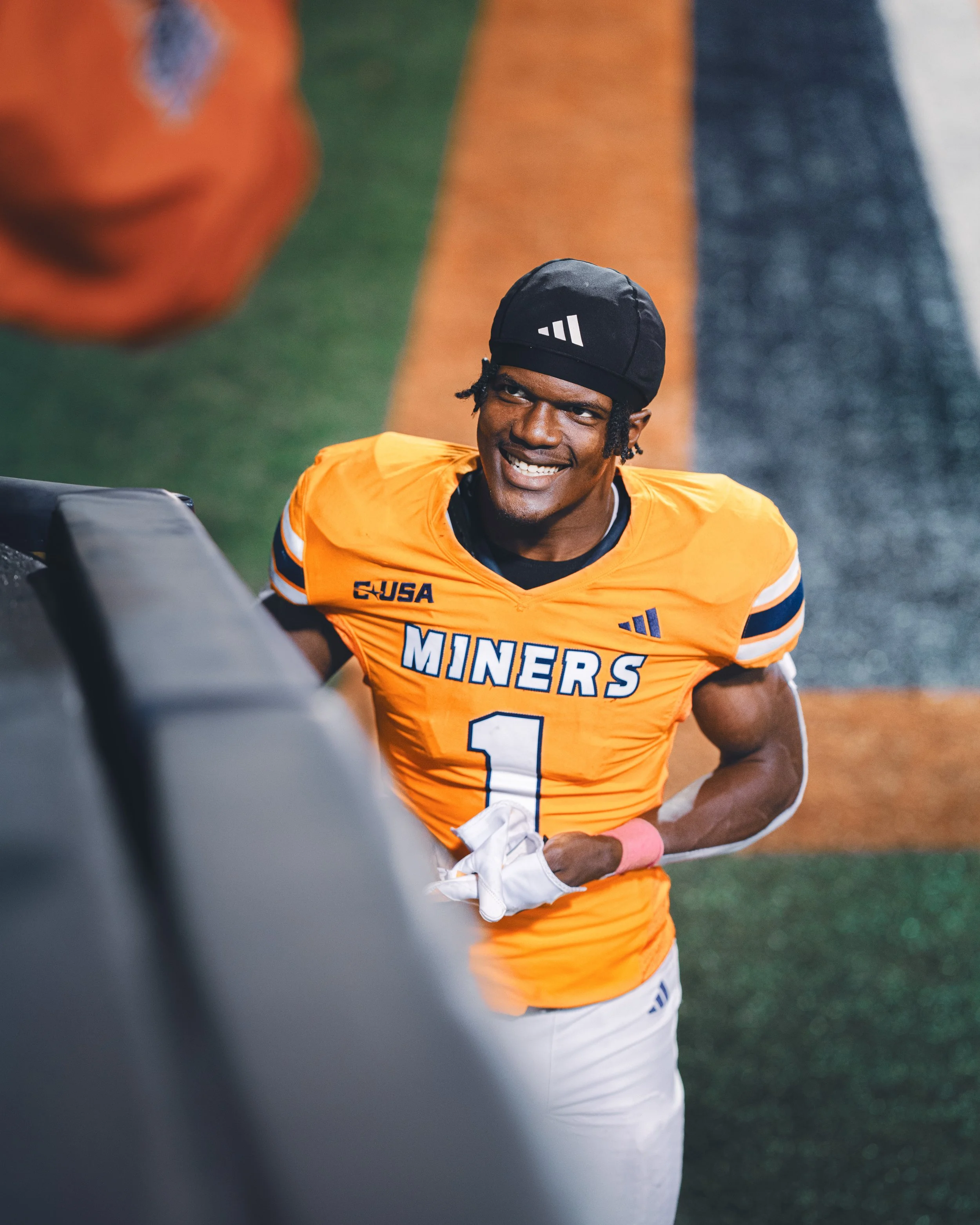 DSC00642 v2e (UTEP II).jpg