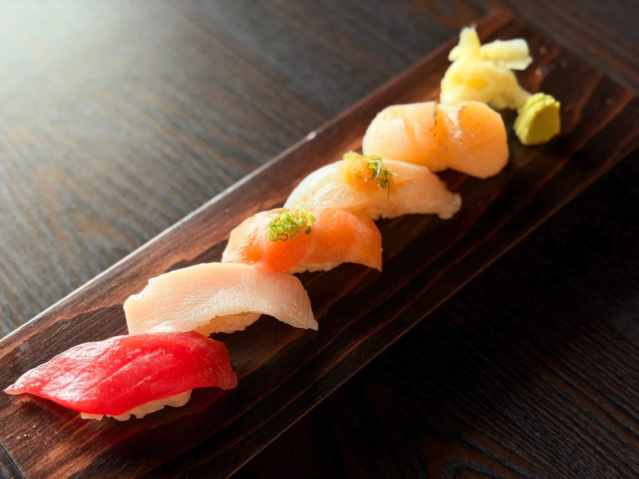Real. Authentic. Nigiri.
Each piece is a balance of precision and respect&mdash;fresh fish, perfectly seasoned rice, and technique rooted in tradition. No distractions, just pure sushi at its finest.
This is Nigiri the way it&rsquo;s meant to be.
#Na