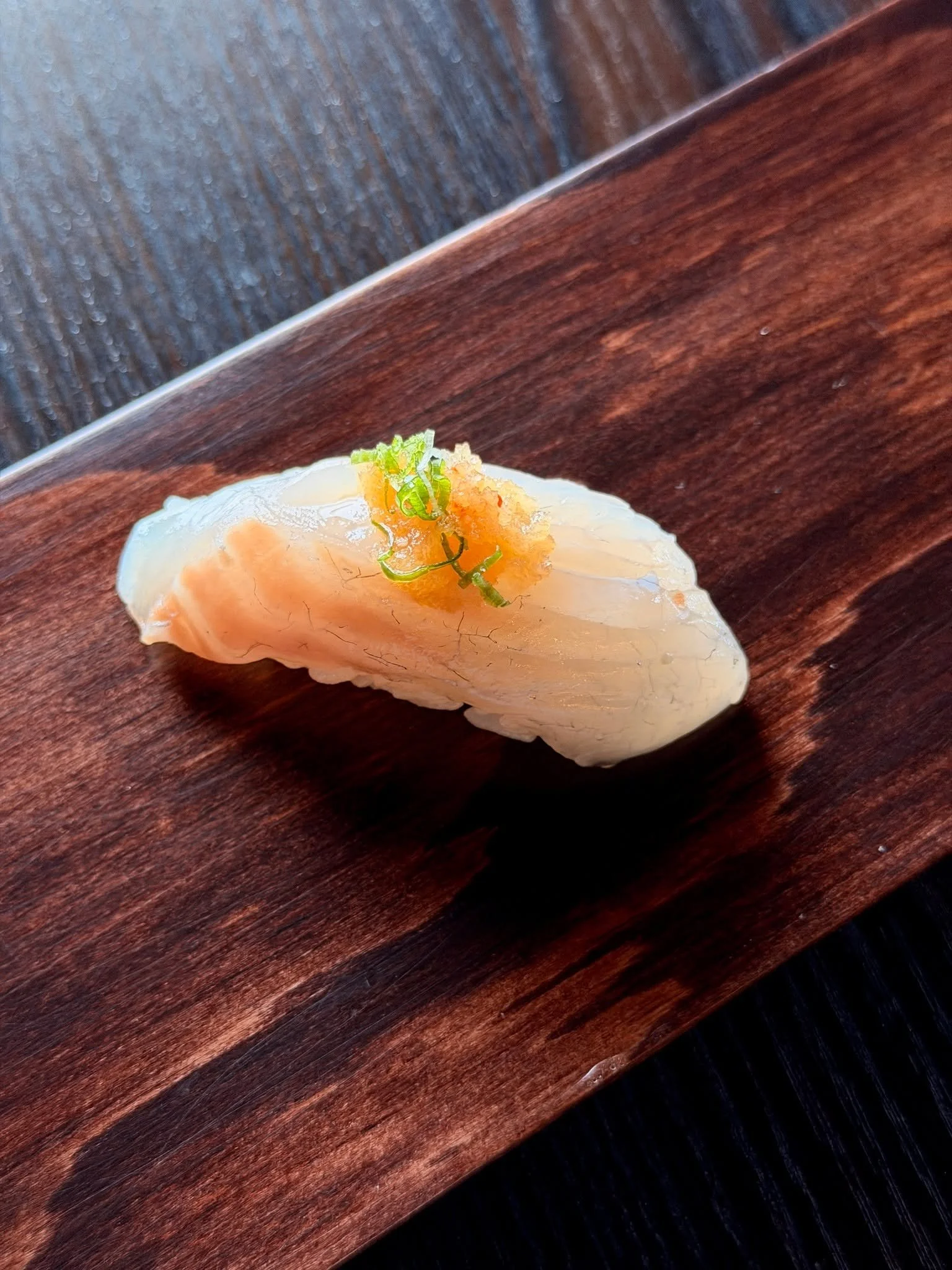 Sea bream, clean and quietly elegant.
A delicate sweetness that unfolds with every bite.

Finished with a hint of citrus and sea salt&mdash;
bringing out the natural clarity of the fish.

Refined, balanced, and deeply satisfying.

#nagisasushi #seabr