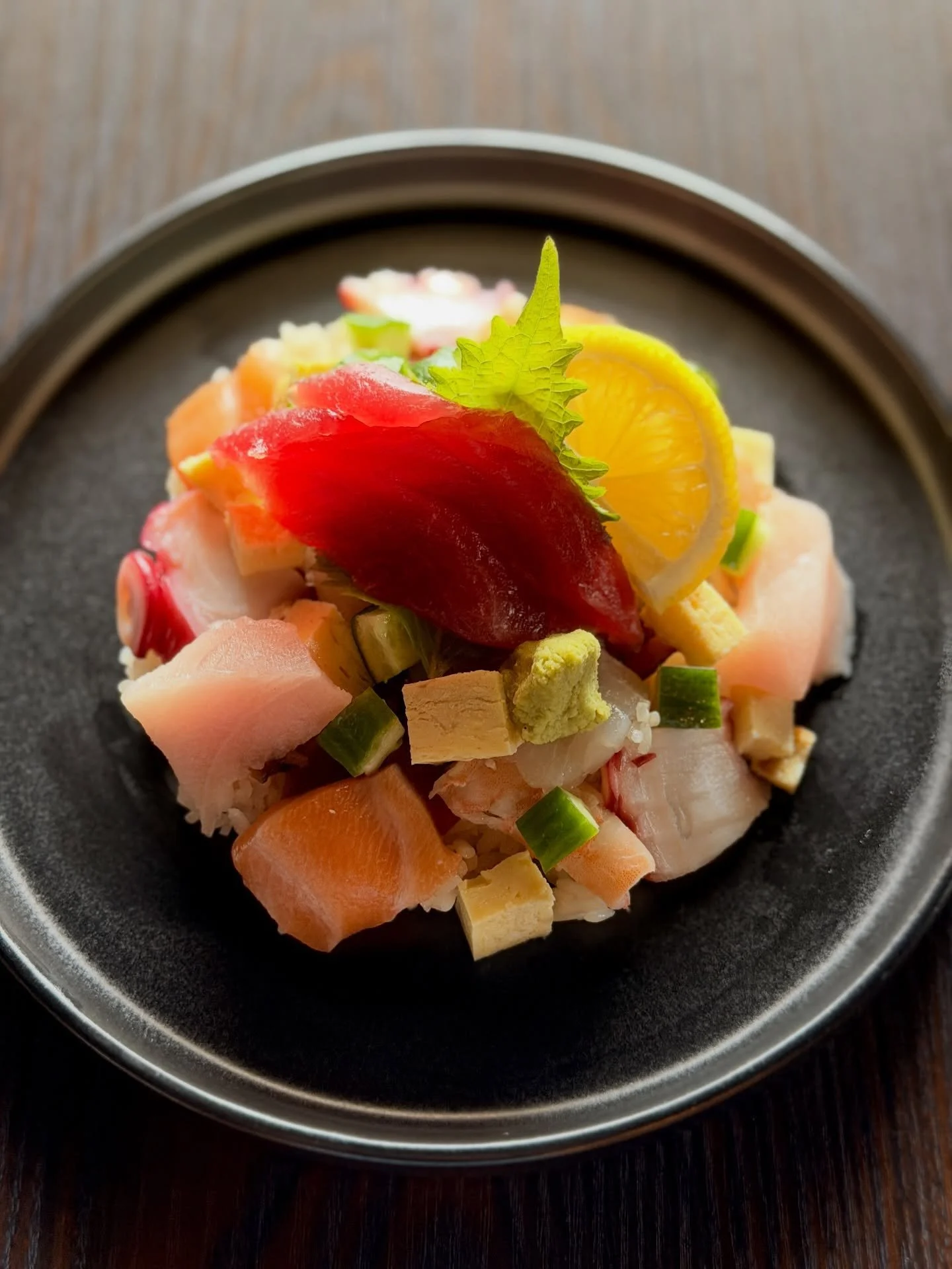 Nagisa Chirashi and maybe a side of Japanese fried chicken? Perfect for a quick-solo-local Japanese dinner. Elevated but casual✨
Walk-ins Welcomed~ 

#NagisaSushi #sandiegoeats #pointlomadining #sushilovers
