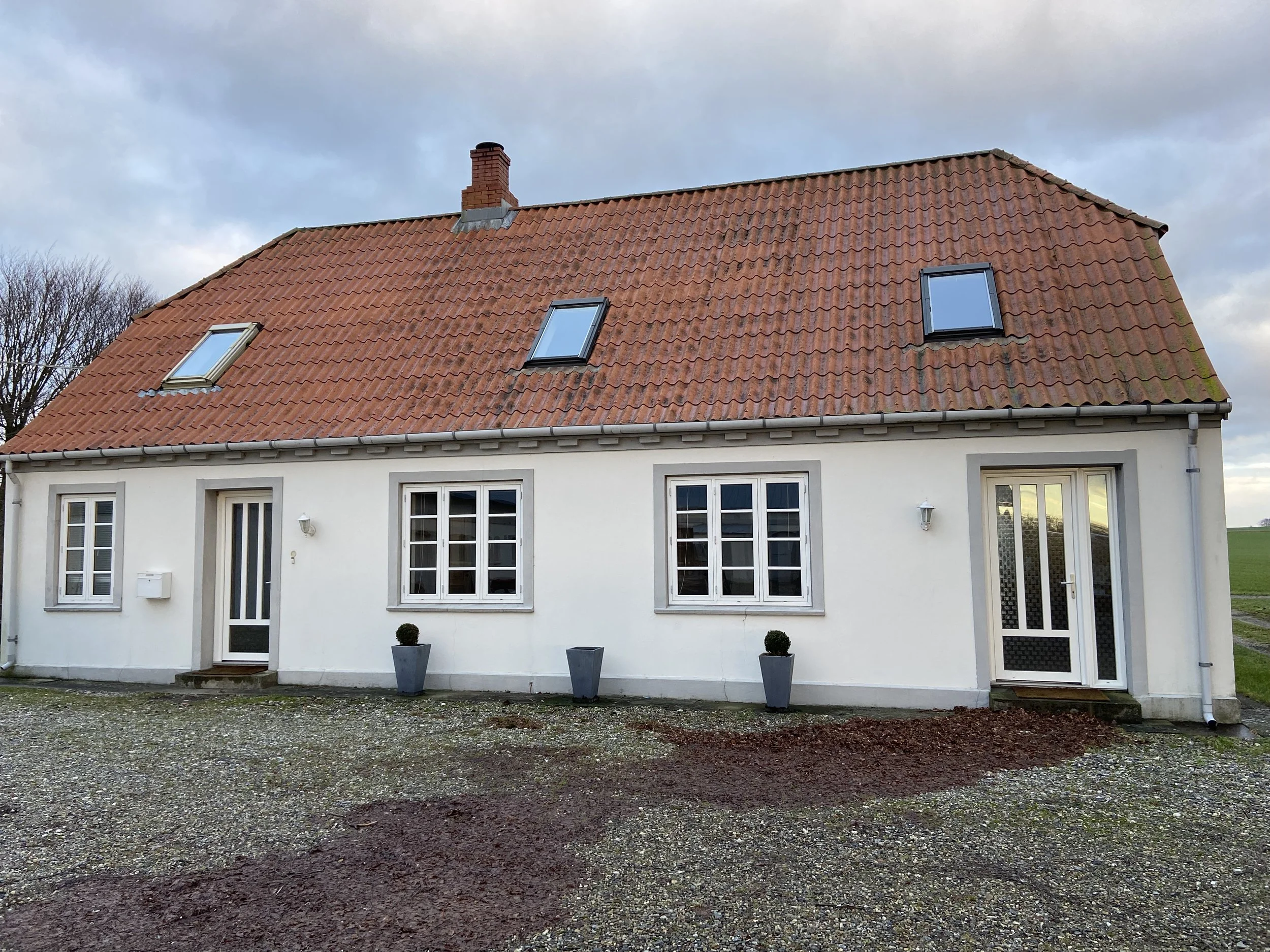 Før Tag renoveringen et slidt B7 eternit tag.