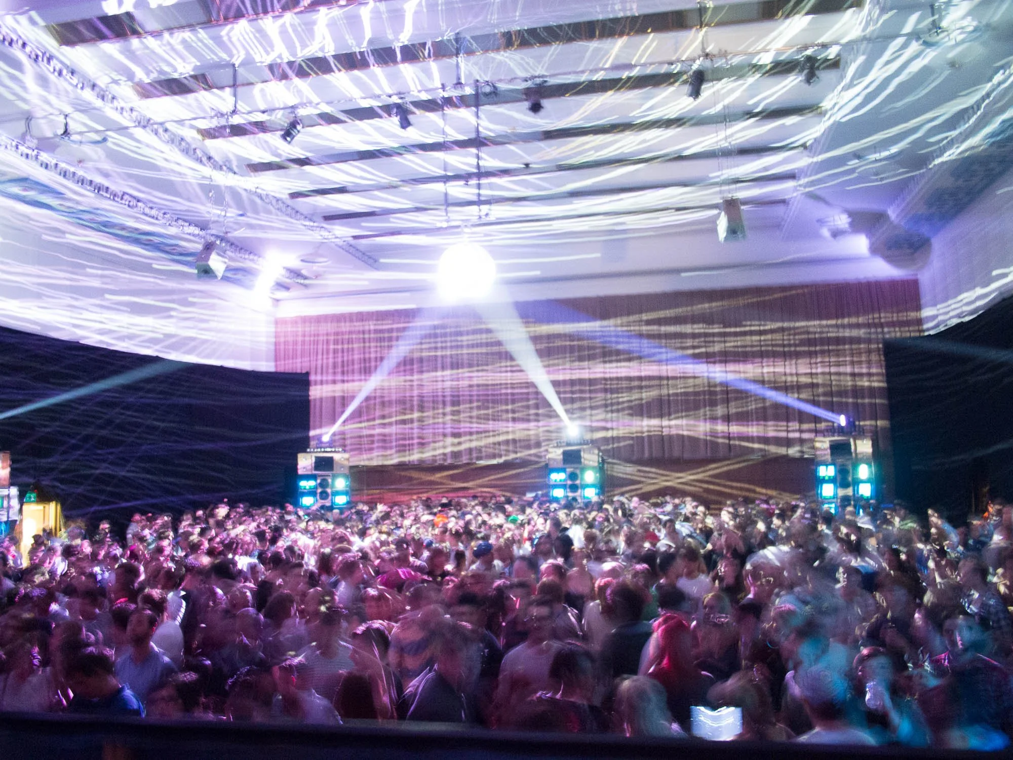 despacio hammersmith 14-15.jpg