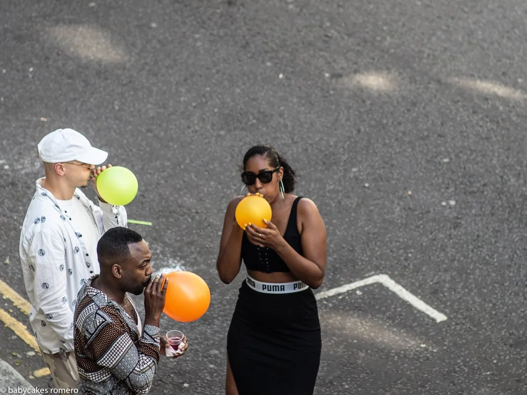 carnival balloons & selfies-1.jpg