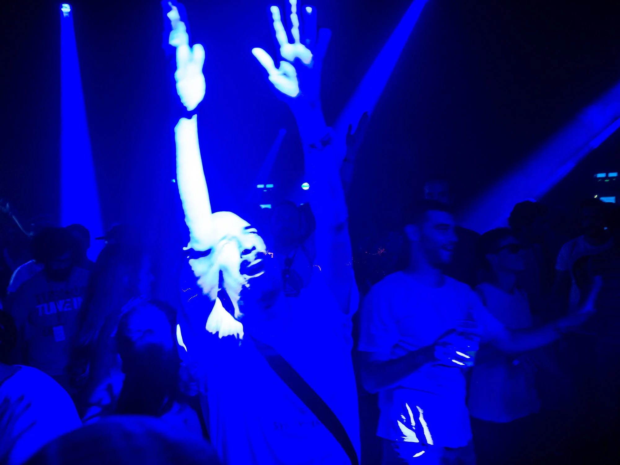 despacio sonar 18-52.jpg