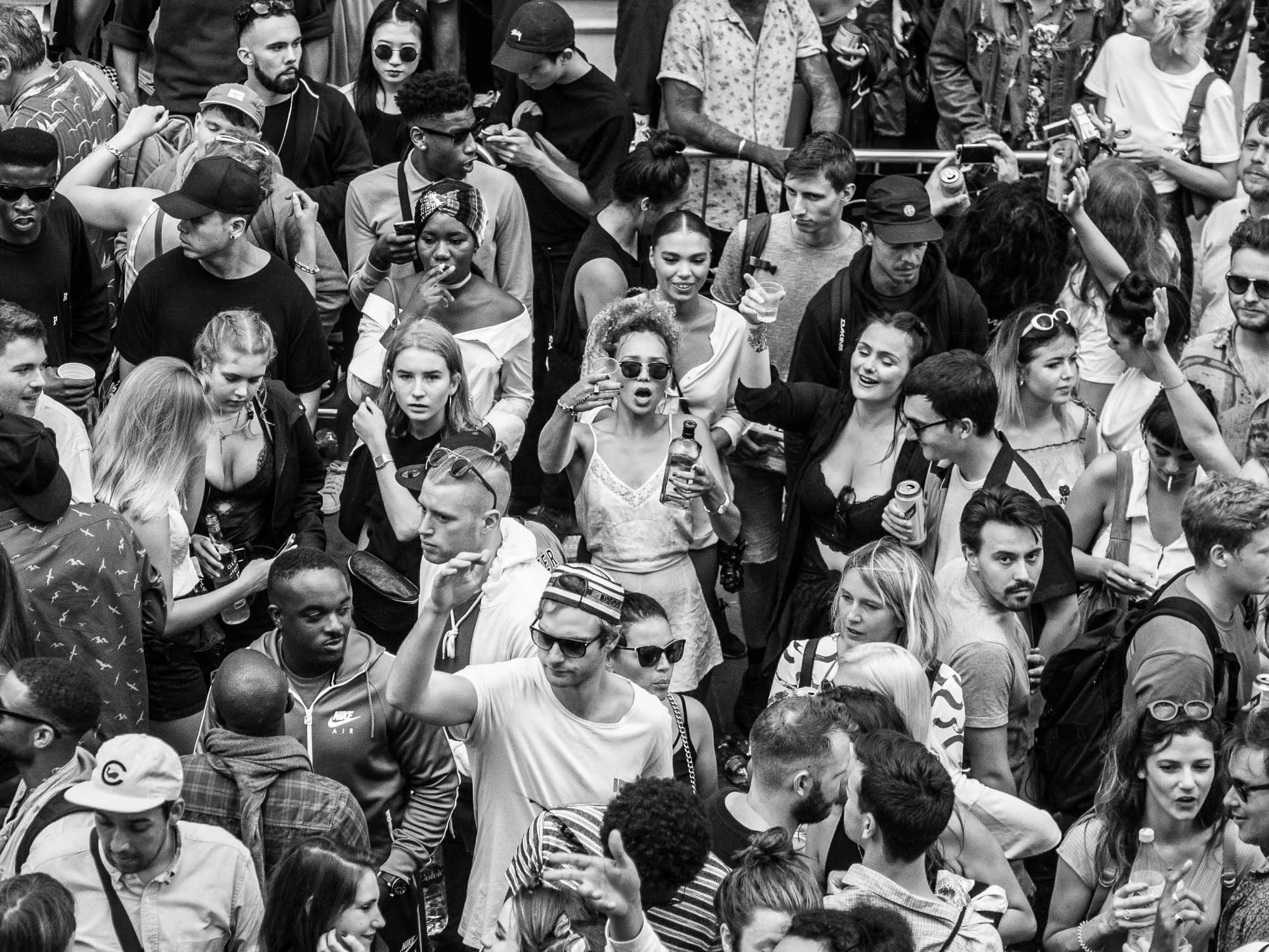 CARNIVAL 16-9.jpg