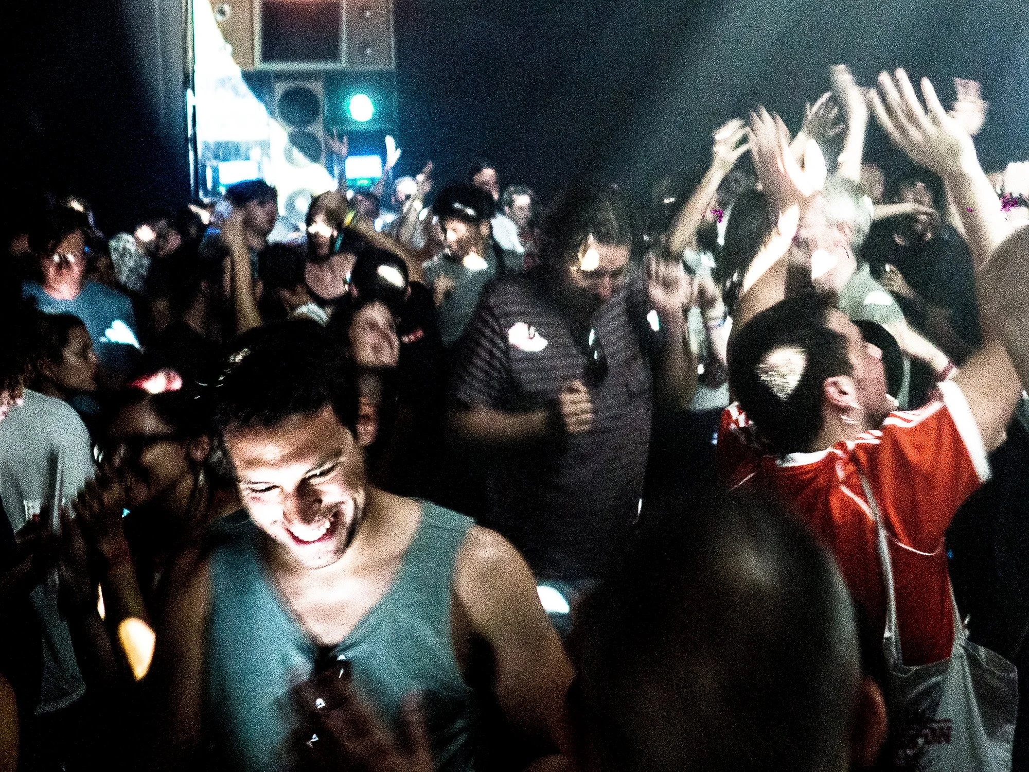 despacio sonar 18-20.jpg