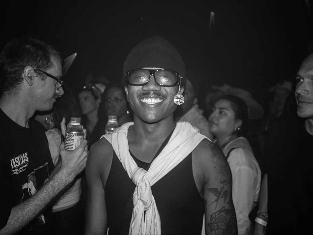 despacio crowd q post-3.jpg