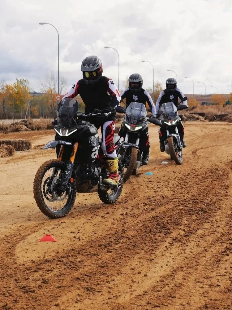 gymtrail_curso_moto2.jpg (copia)
