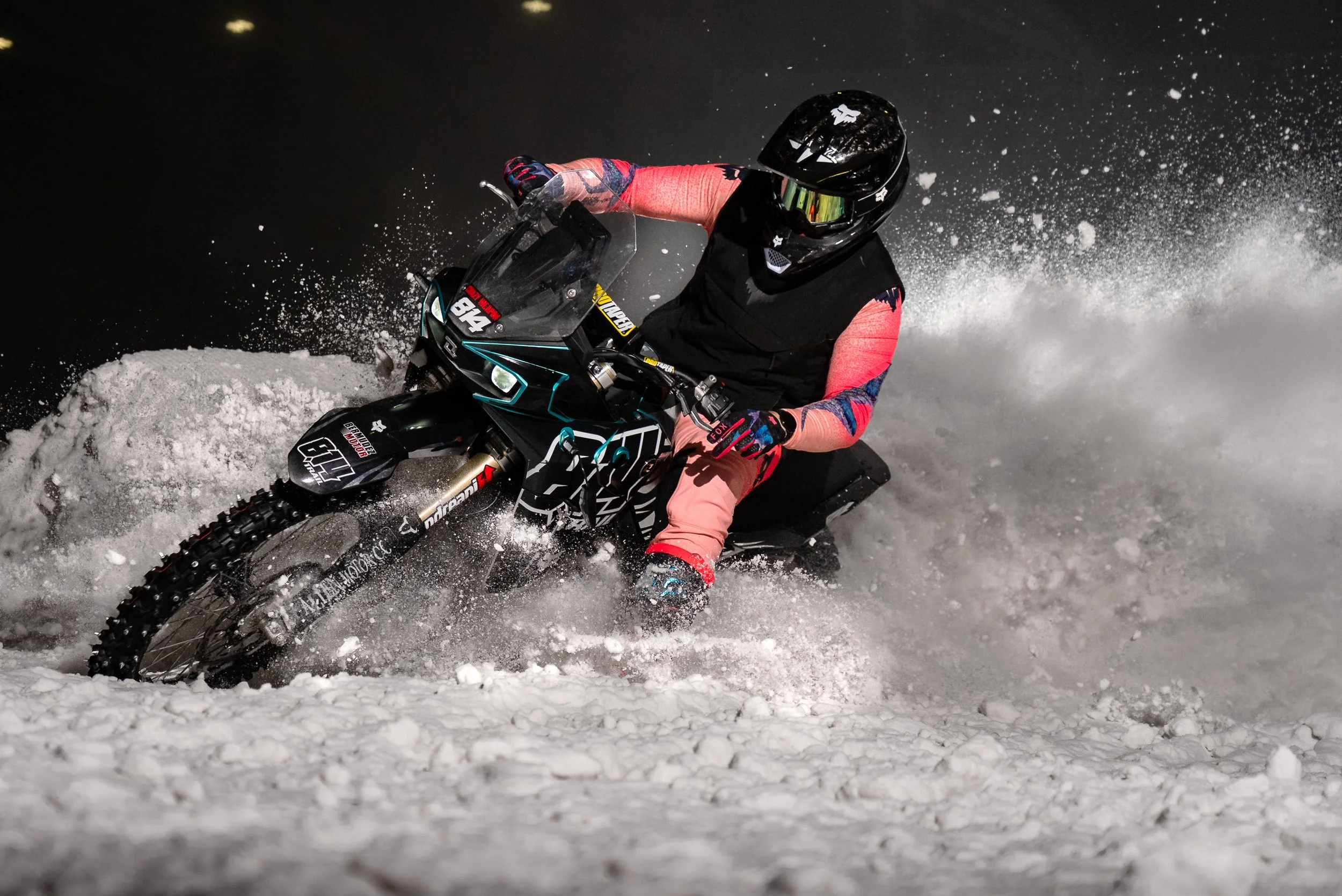 cursos de moto en nieve