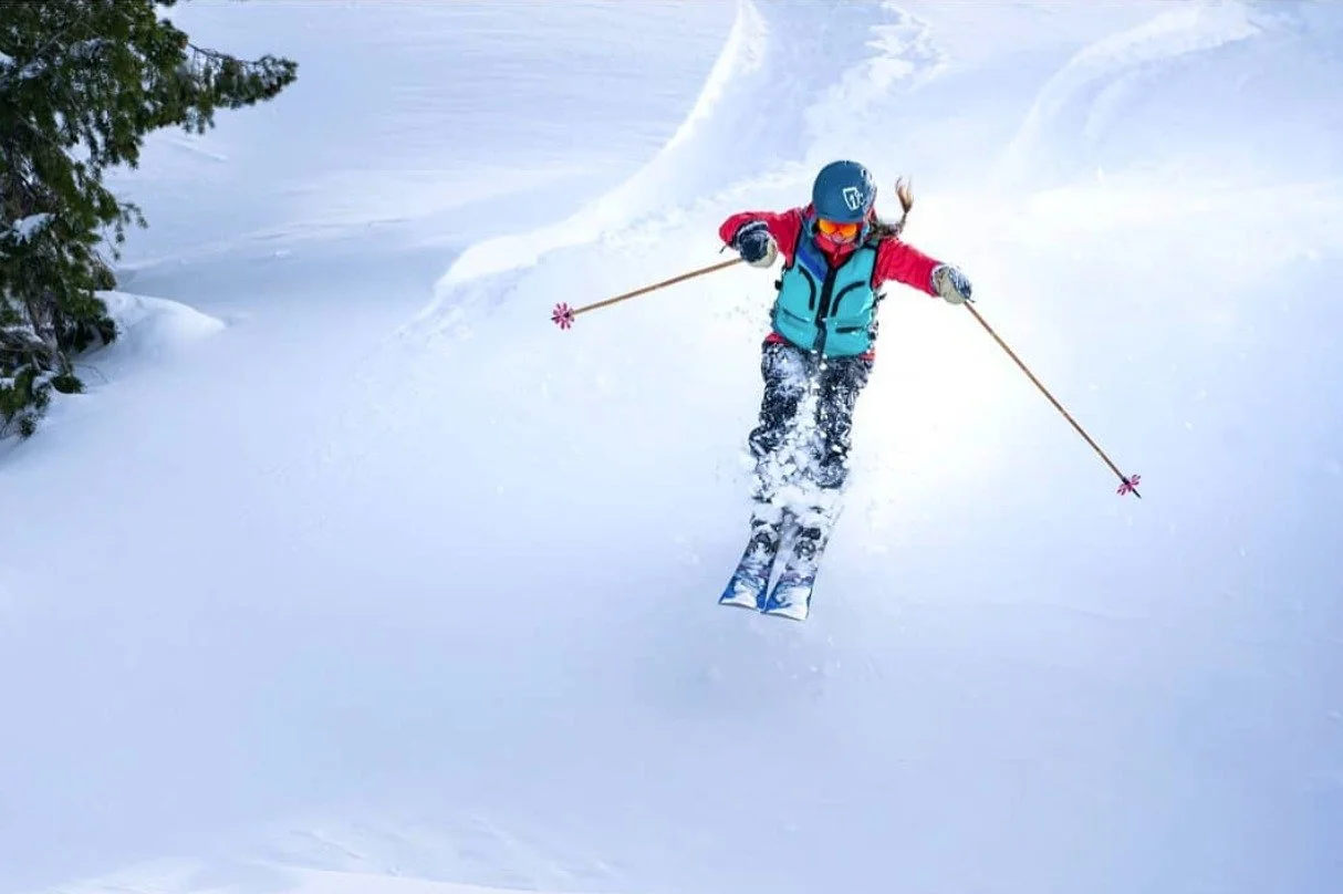 Happy Birthday, Nadia! 

An incredible skier who absolutely sends it on the mountain, a powerhouse business owner @whatvest who continues to crush it, and a friend who shows up with the biggest smile every single time. Your drive, your positivity, an