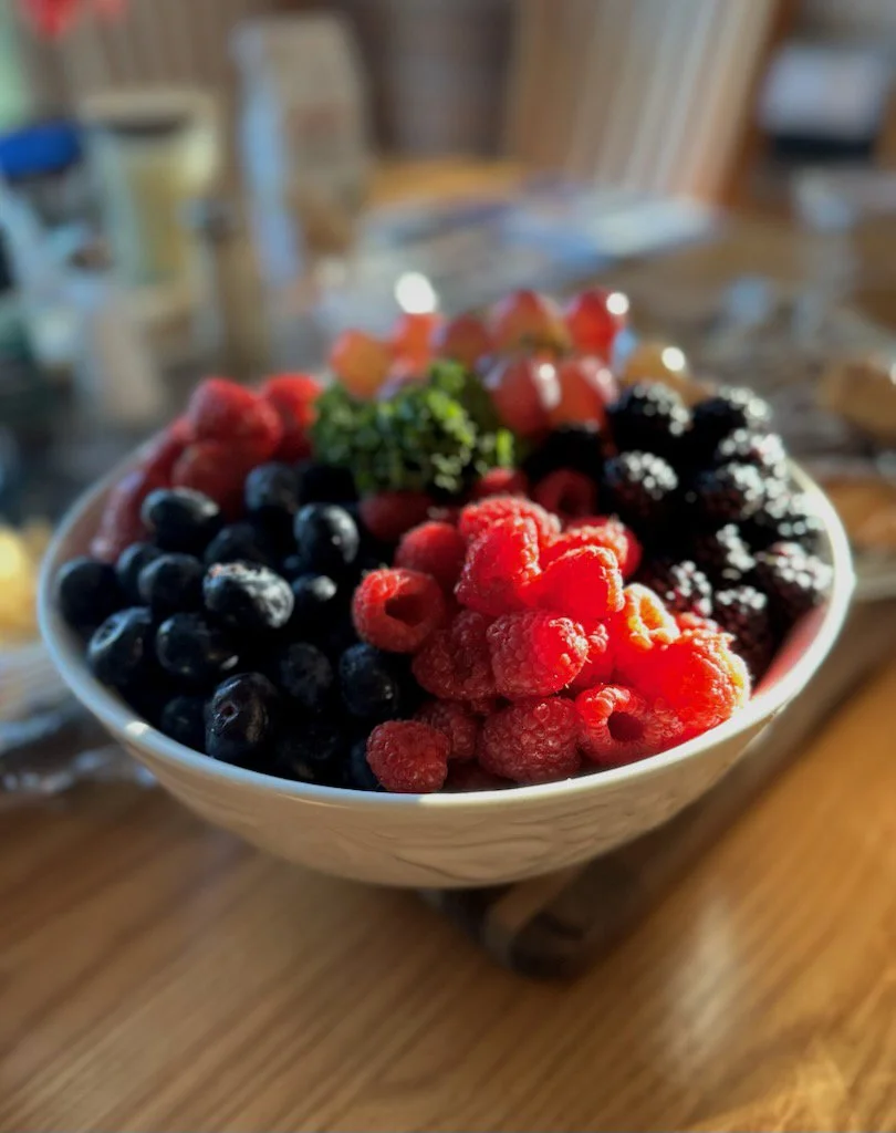Annies Cooking Tonight Bowl of Berries.jpg
