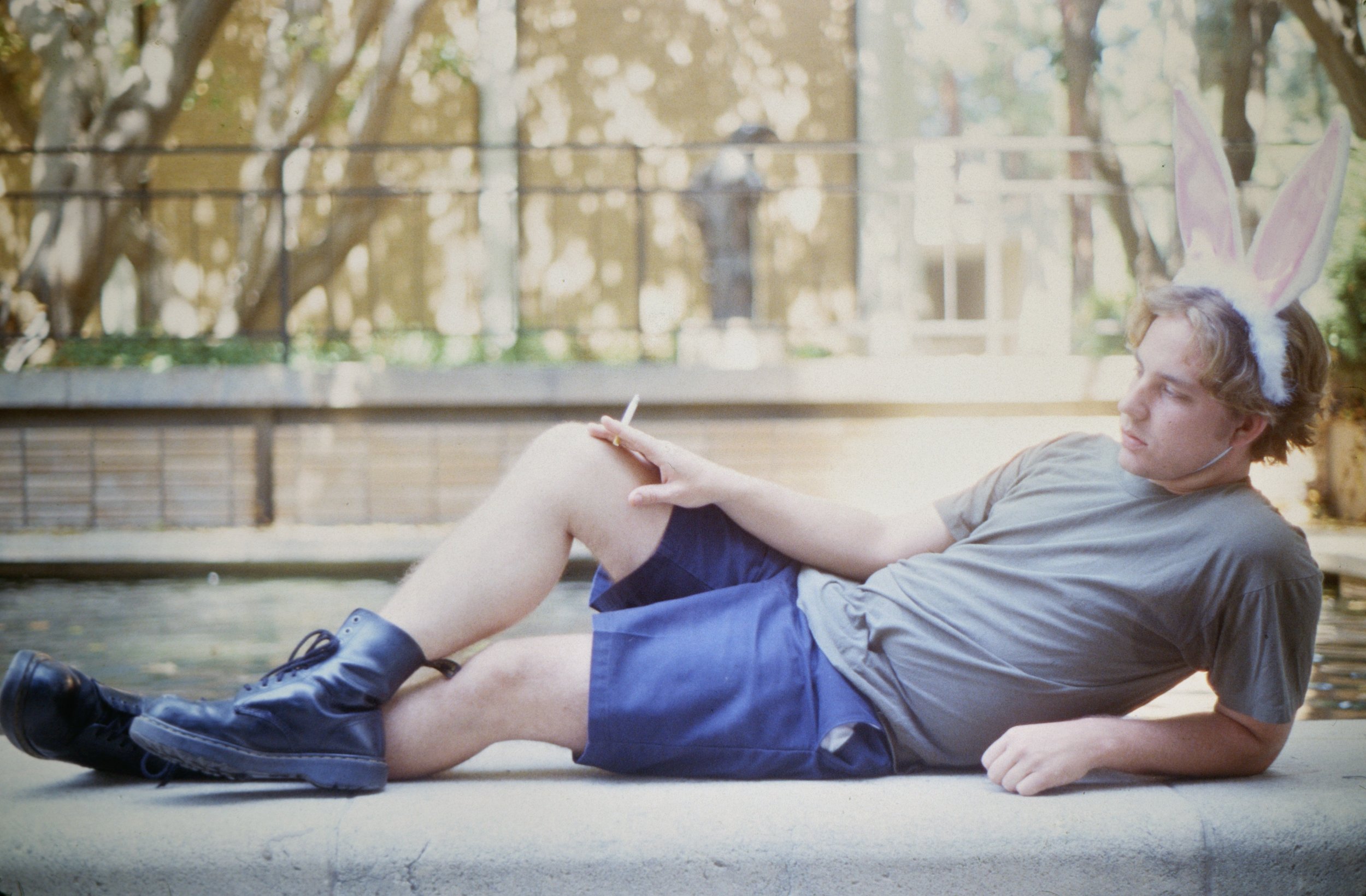  Greg Lounges , 1998, Photograph
