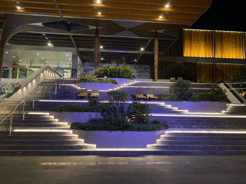 Grand Central Lighting of steps Boom Retail After 2021.jpg