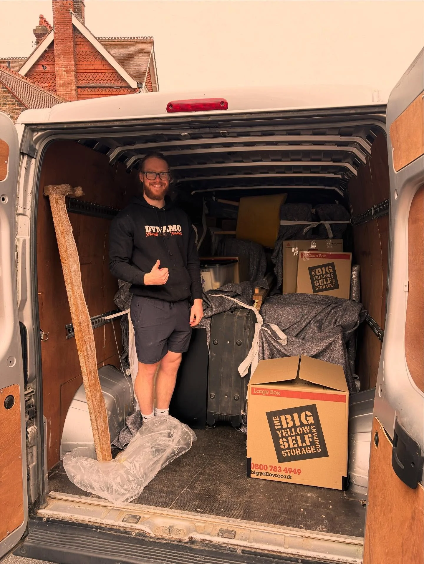 Smiles all day! Another satisfied customer moved into storage until a later date. 

If you have a move coming up or need storage and don&rsquo;t know what size unit you need, give us a shout for free advice!

Your Move Mate