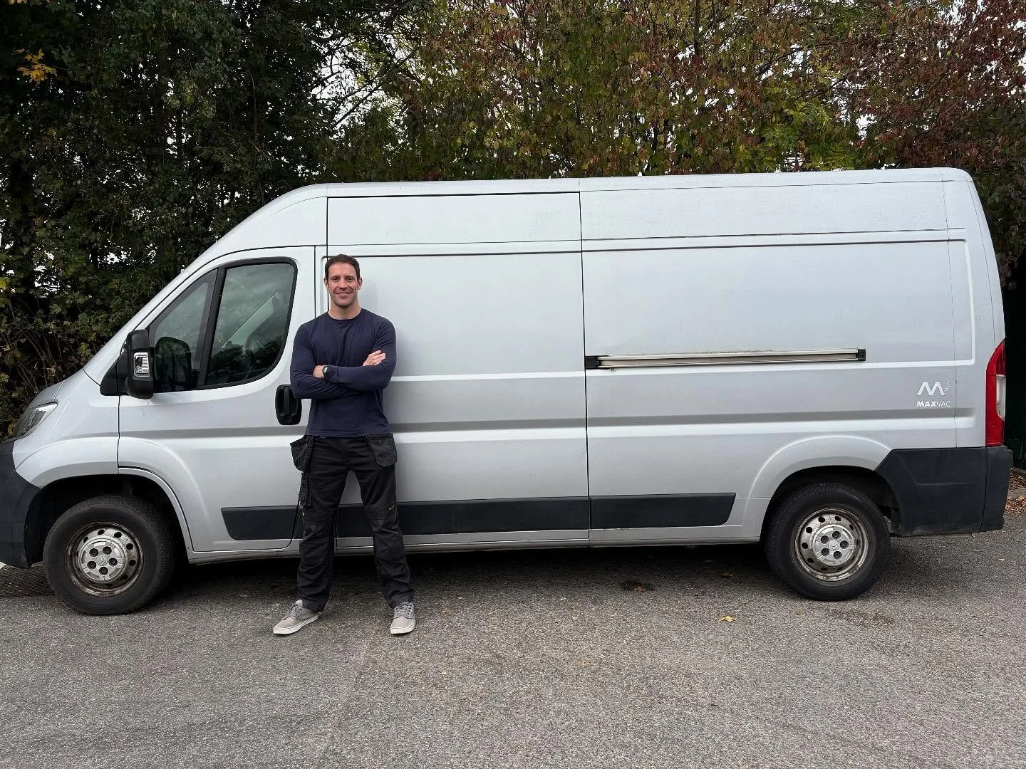 Don and his team are ready to help! 

Your Move Mate 
07460 216 348
Don@yourmovemate.co.uk

1 man and van - &pound;55 per hour
2 men with van - &pound;110 per hour 

Single items &pound;40 

Flat pack collection and assembly, call for quote 

Clearan