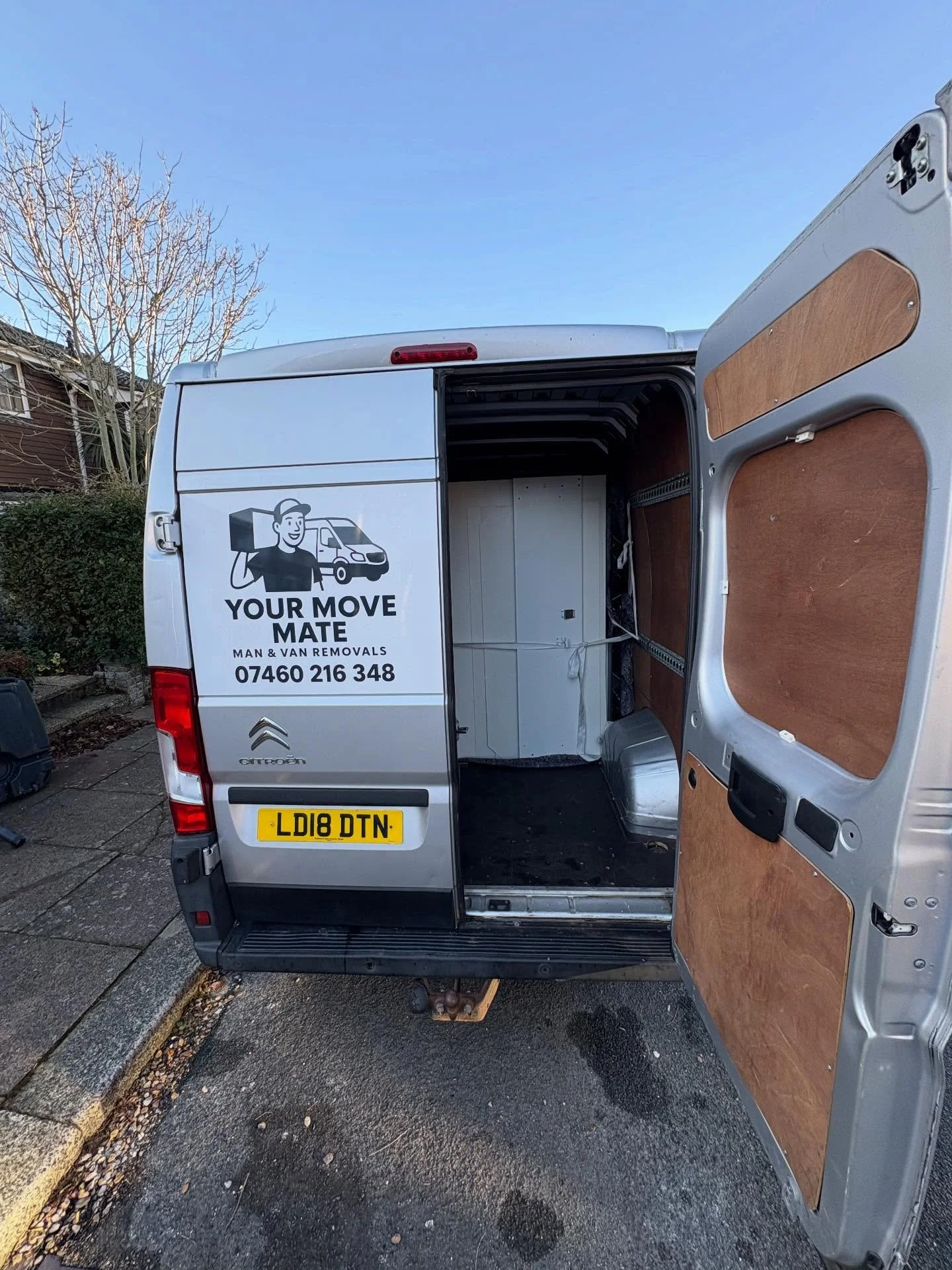 What a day! Blue skies and a whole lot of moving..

Helped a lovely couple move out of a three bed house in Findon to central Worthing in two loads with a bit of flatpack assembly thrown in, a chest of draws from Worthing to Lancing and a corner sofa
