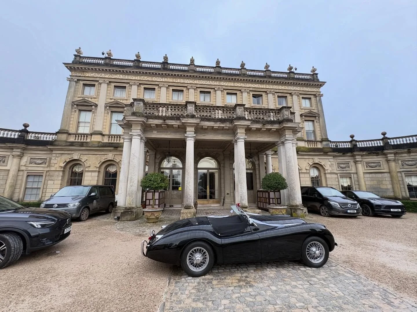 Trusted with the transport and assembly of a custom made wedding piece today for guests room keys at the legendary Cliveden House. When you need reliability, and professionalism to stick to deadlines, you need Your Move Mate! 

07460216348
www.yourmo