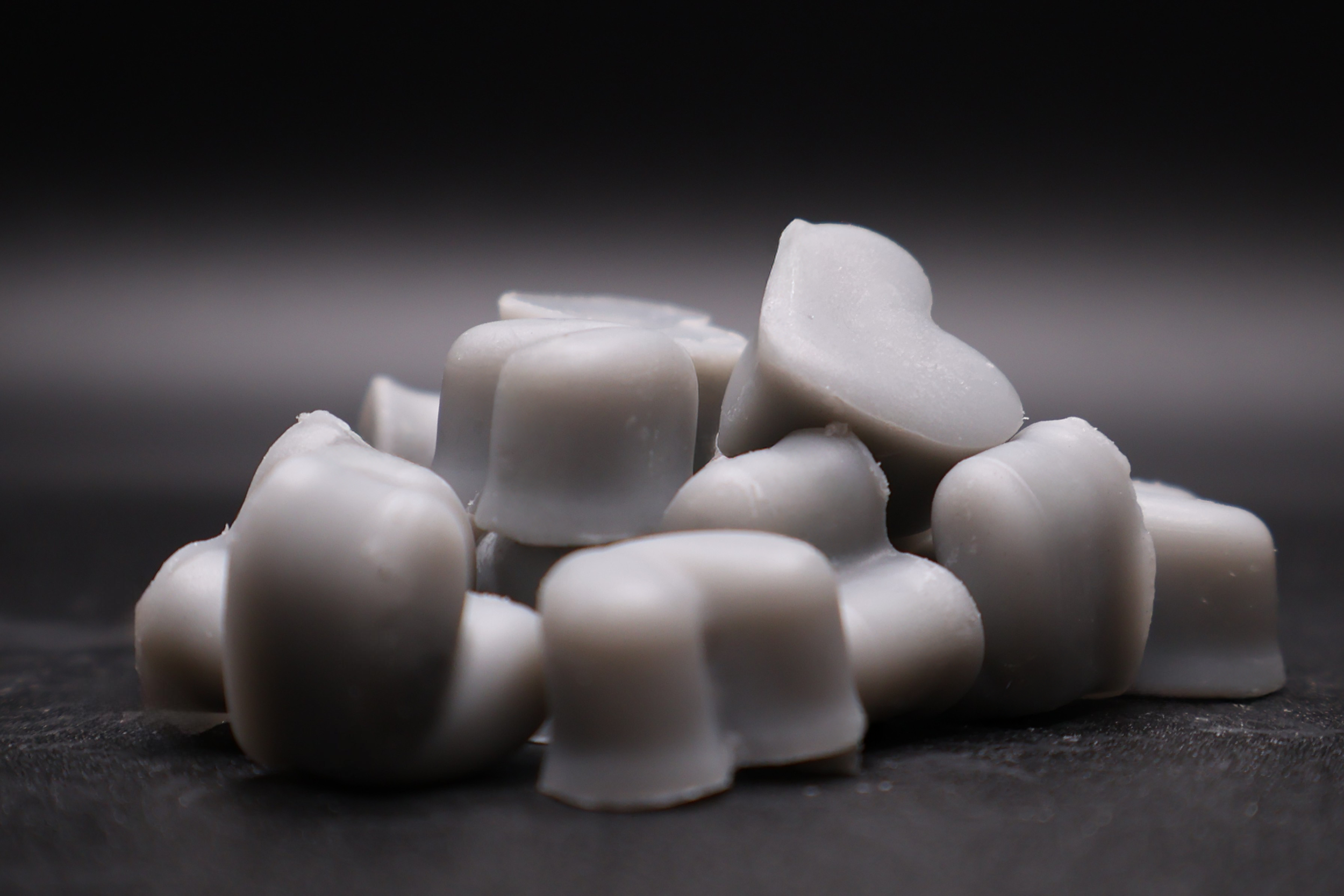 smoked cotton wax melt hearts