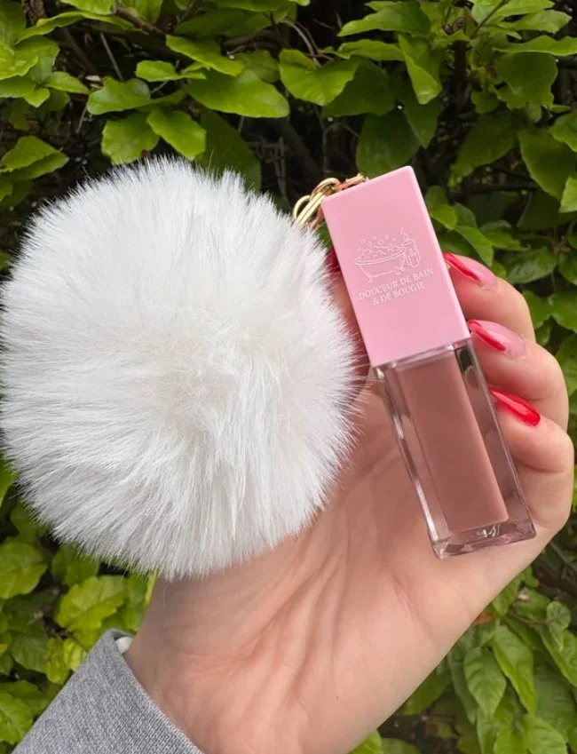 Gloss pompom
