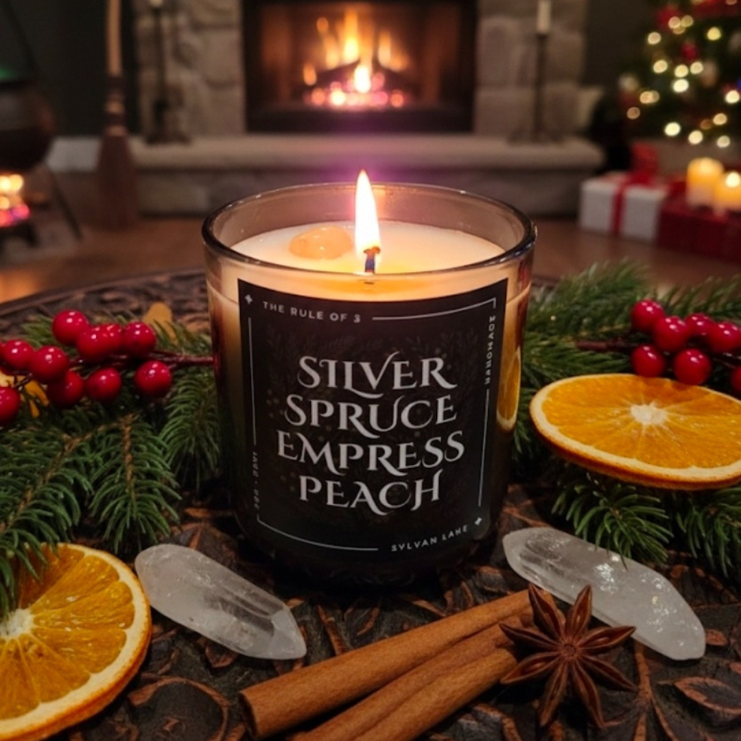Silver Spruce & Empress Peach - 10oz Candle