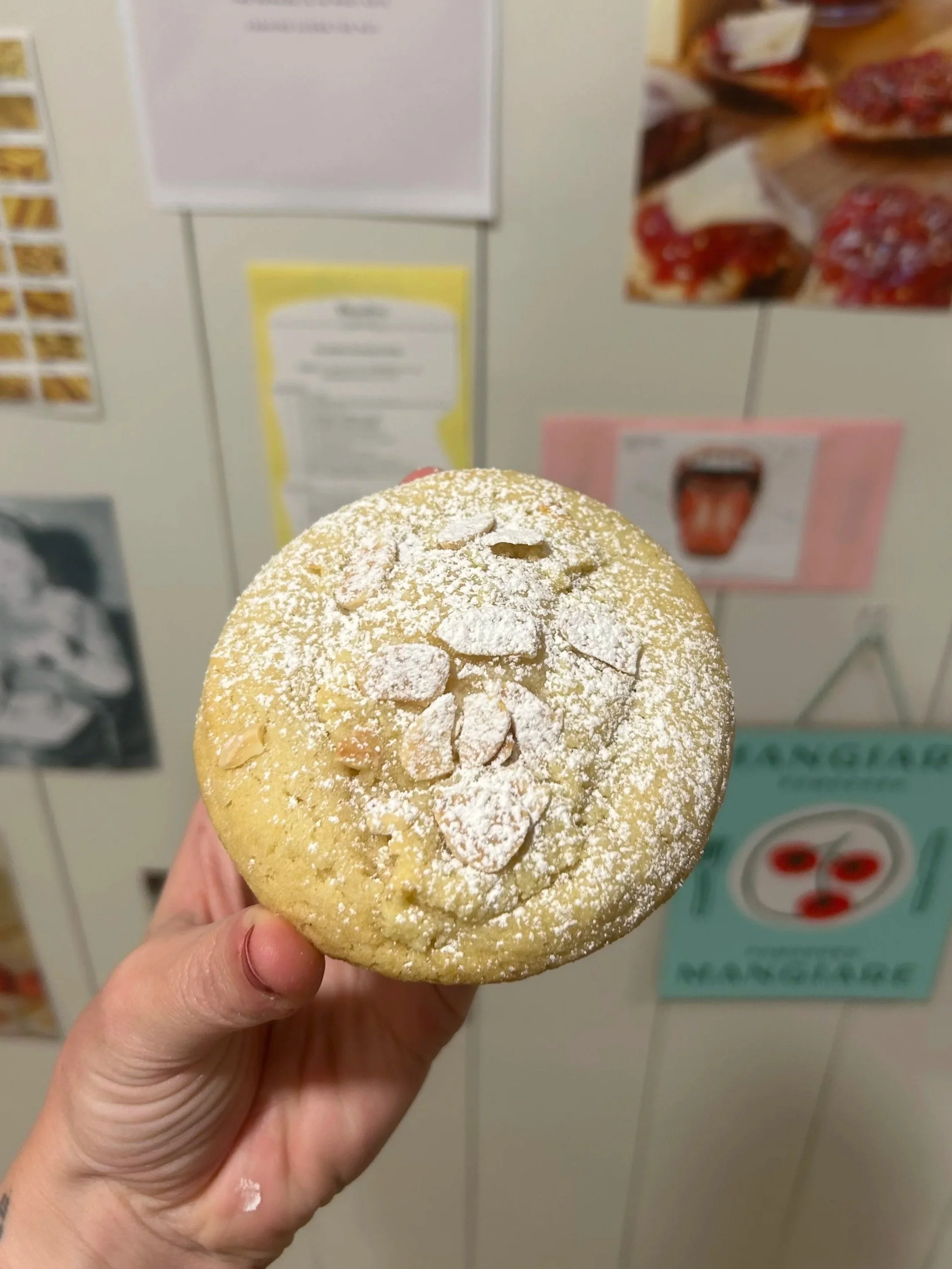 Almond Croissant Cookie