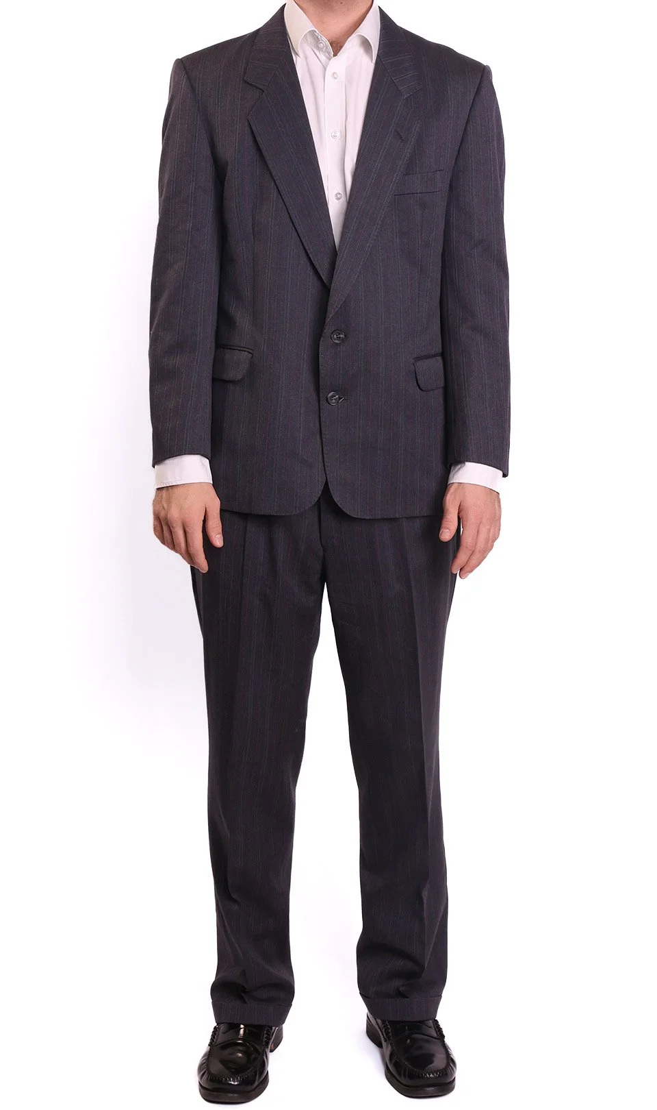 3-Lila full bodyWEB.jpg