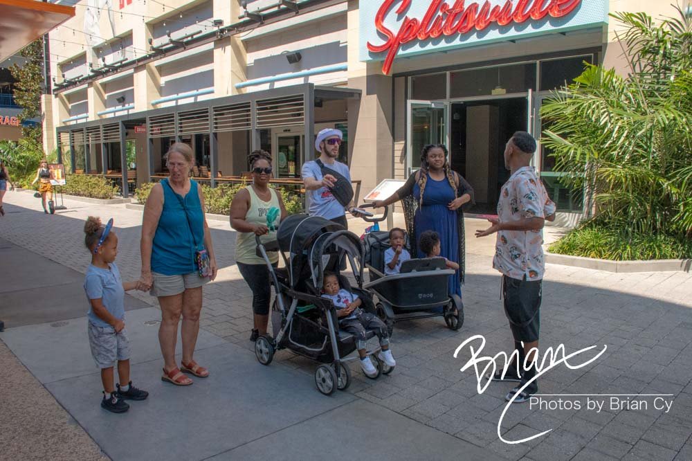 LoRes_WM_20230703_TheFam_DisneySprings_Edit-5696.jpg