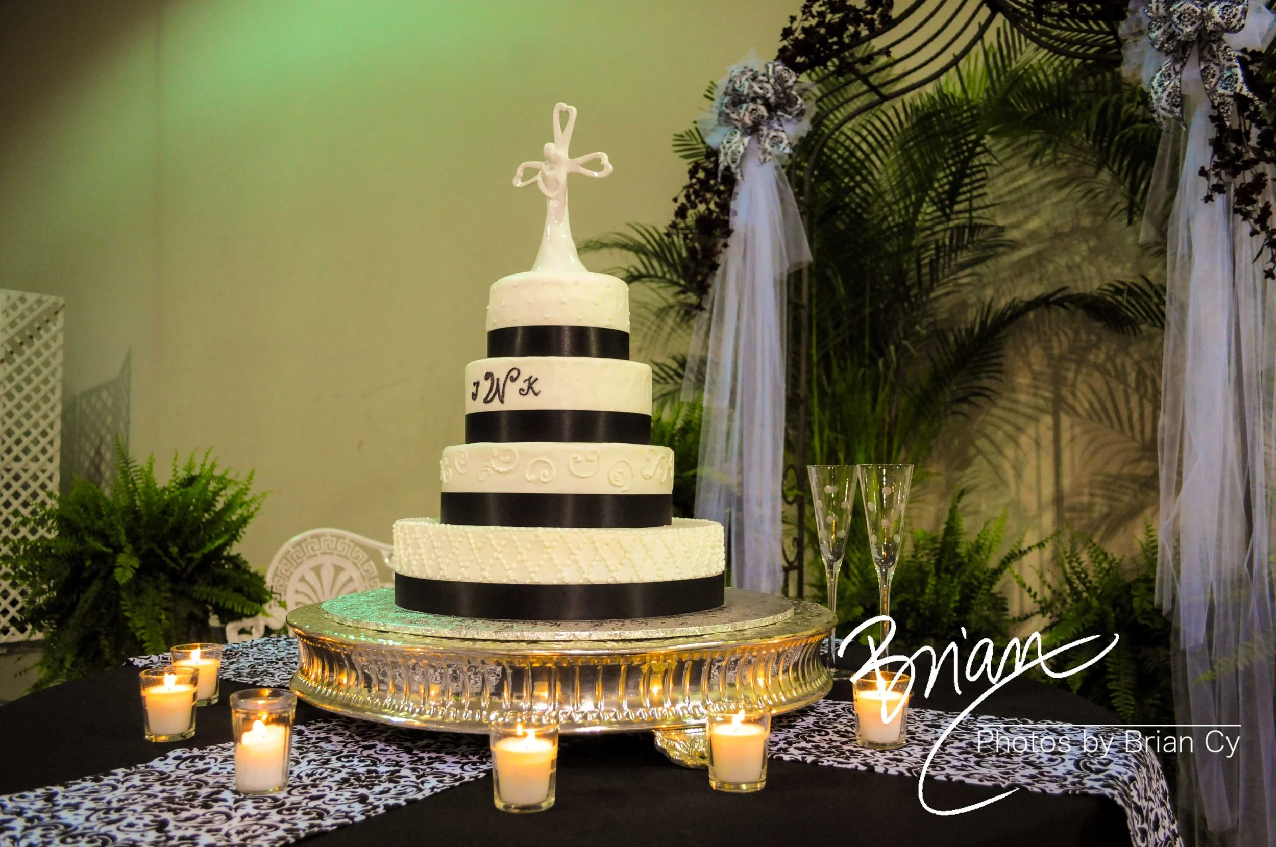 LoRes_WM_20100410_Travis_Wedding_Edit-4323.jpg