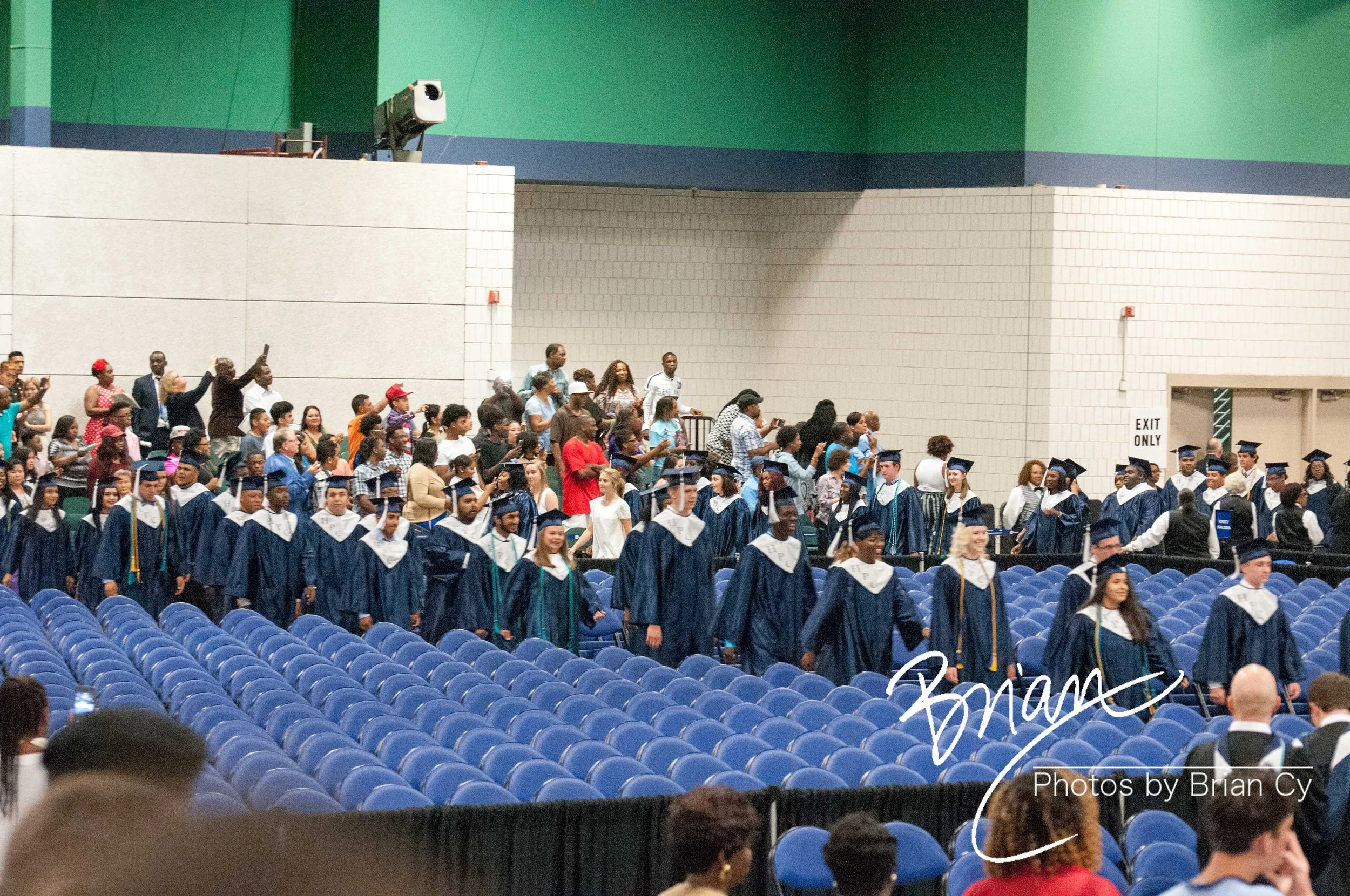 LoRes_WM_20170610_Jocelyn_Graduation_Edit-8830.jpg