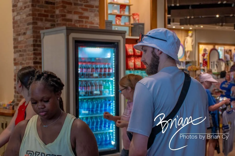 LoRes_WM_20230703_TheFam_DisneySprings_Edit-5951.jpg