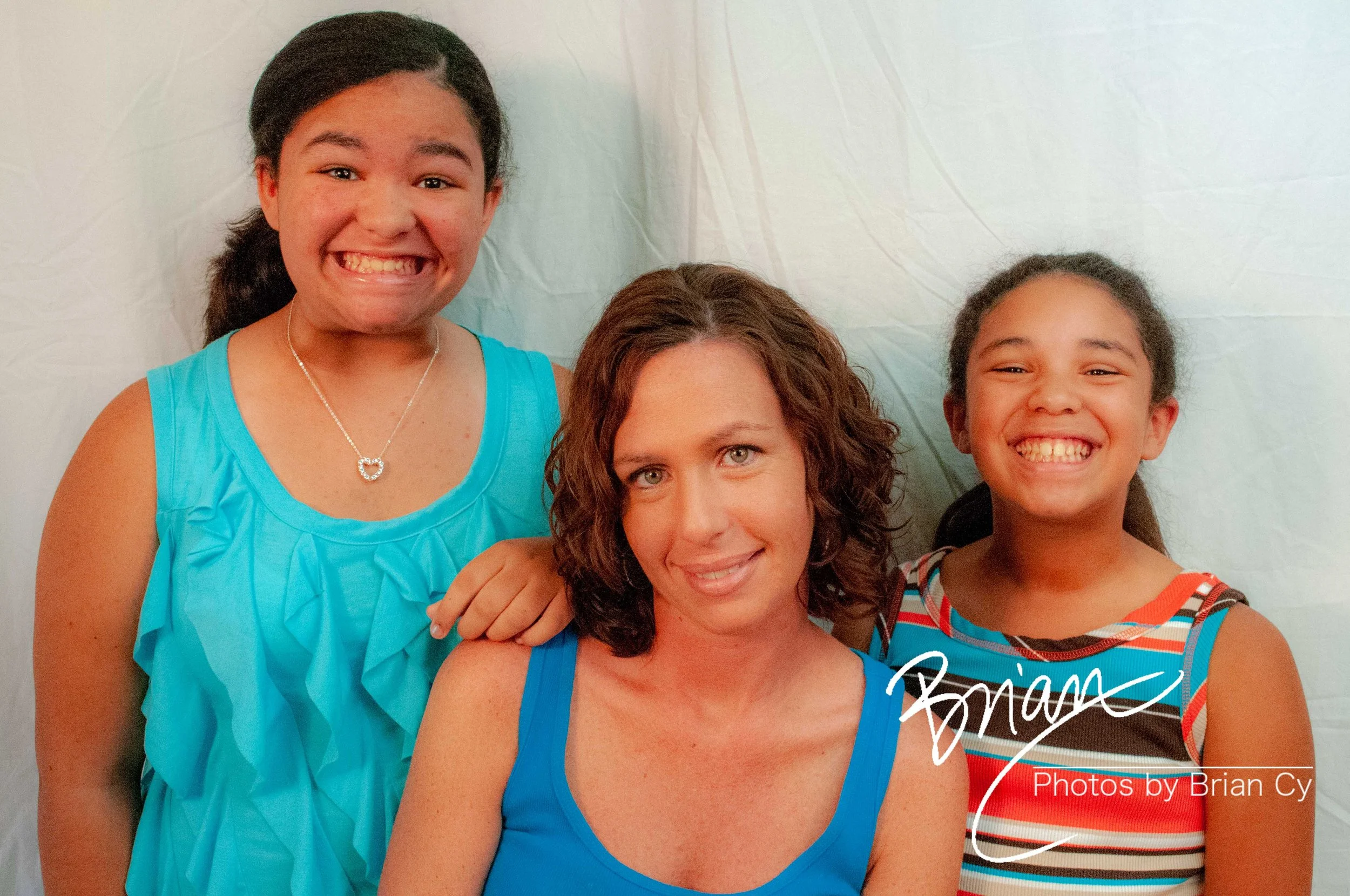 LoRes_WM_20110828_Nieces_Edit-8790.jpg