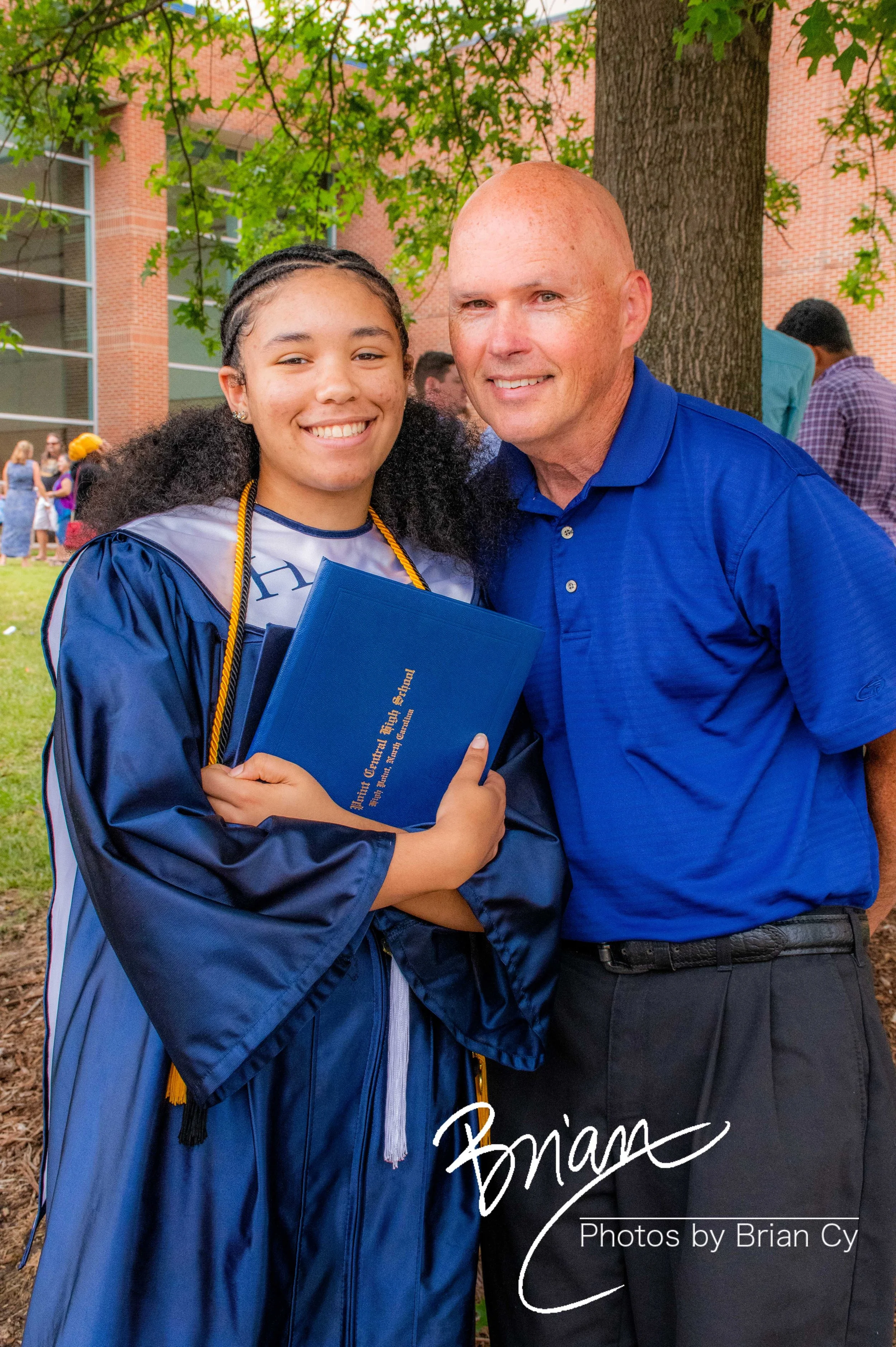 LoRes_WM_20190608_Icyss_Graduation_Edit-0464.jpg