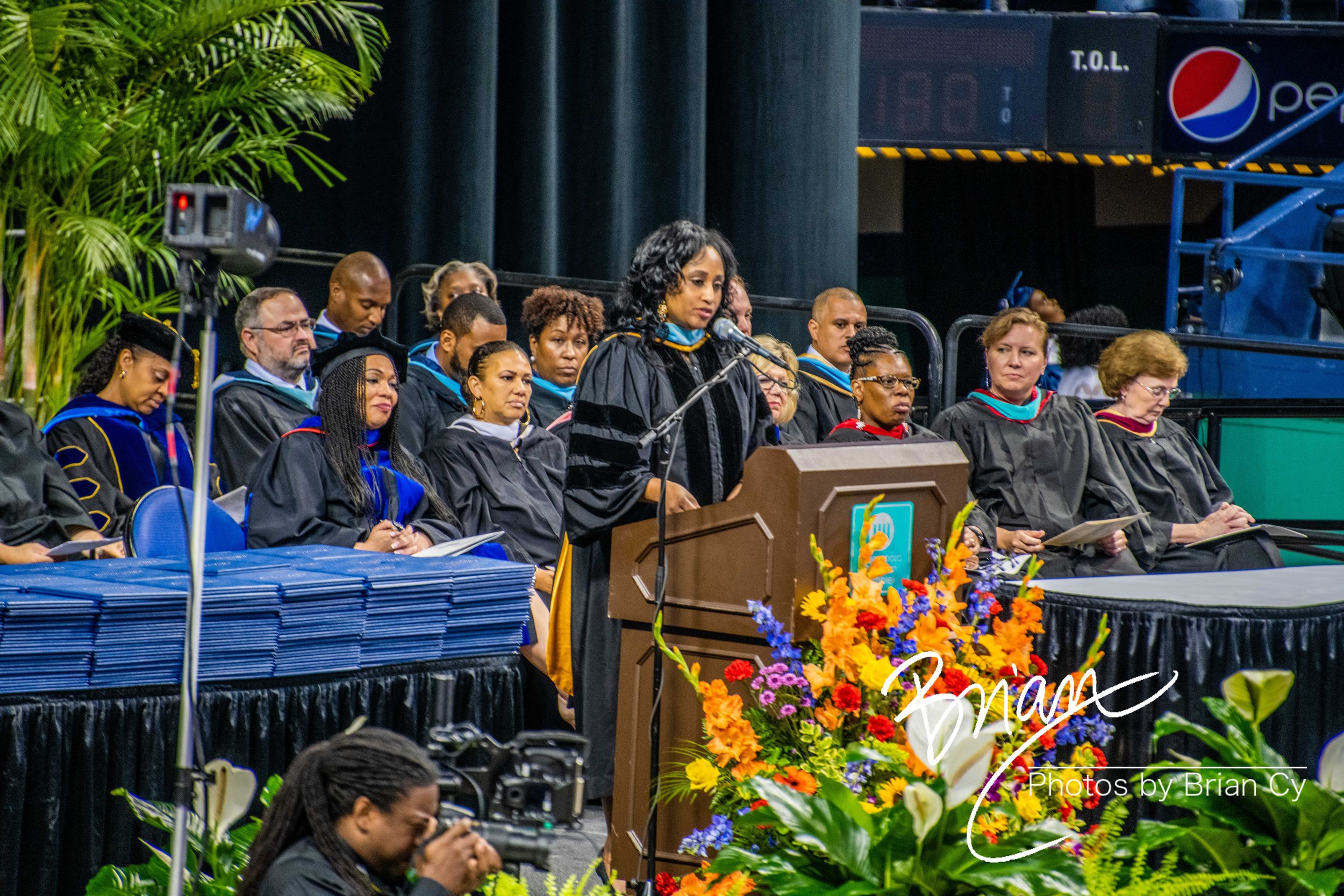 LoRes_WM_20190608_Icyss_Graduation_Edit-9922.jpg