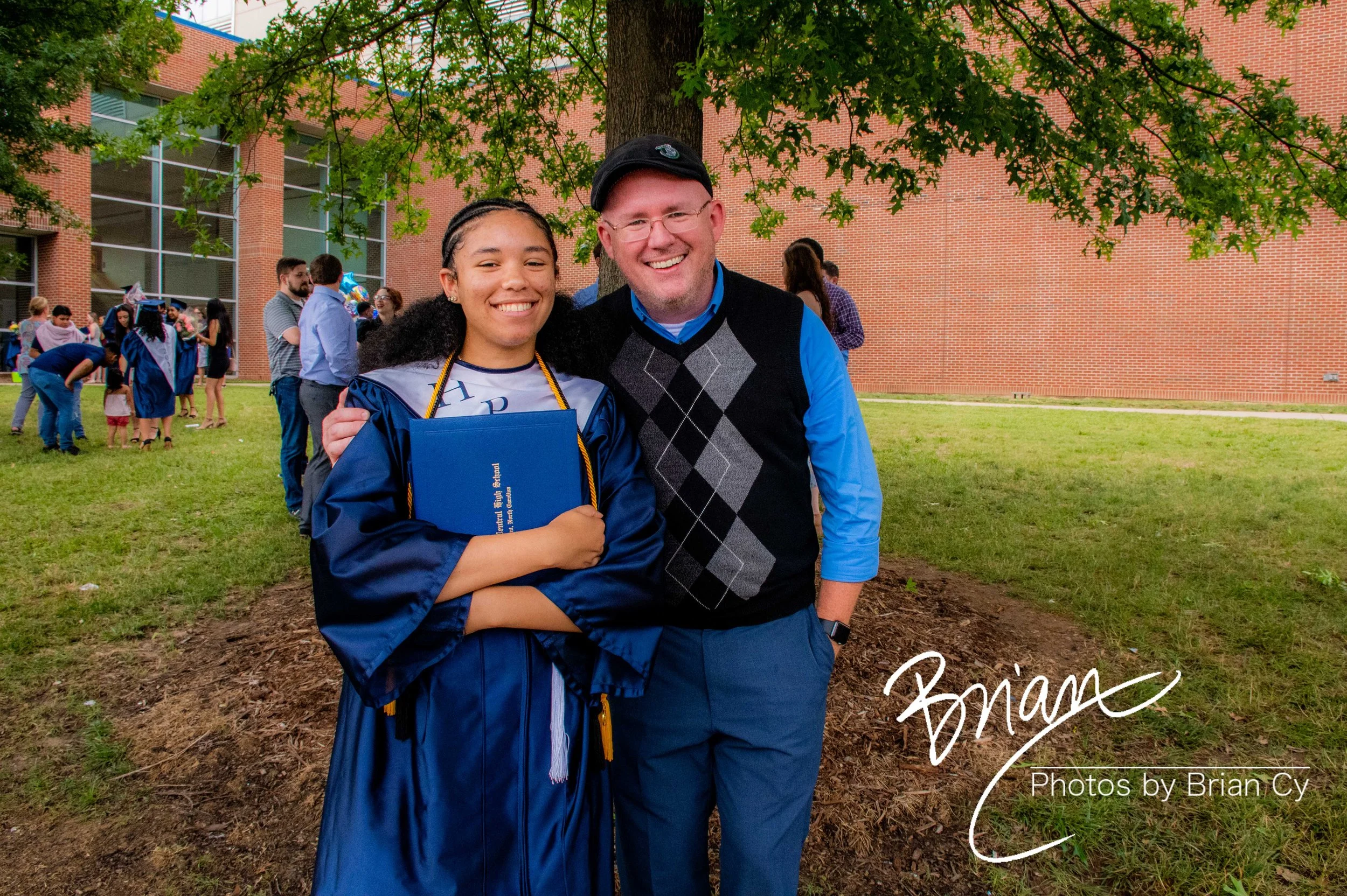 LoRes_WM_20190608_Icyss_Graduation_Edit-0502.jpg