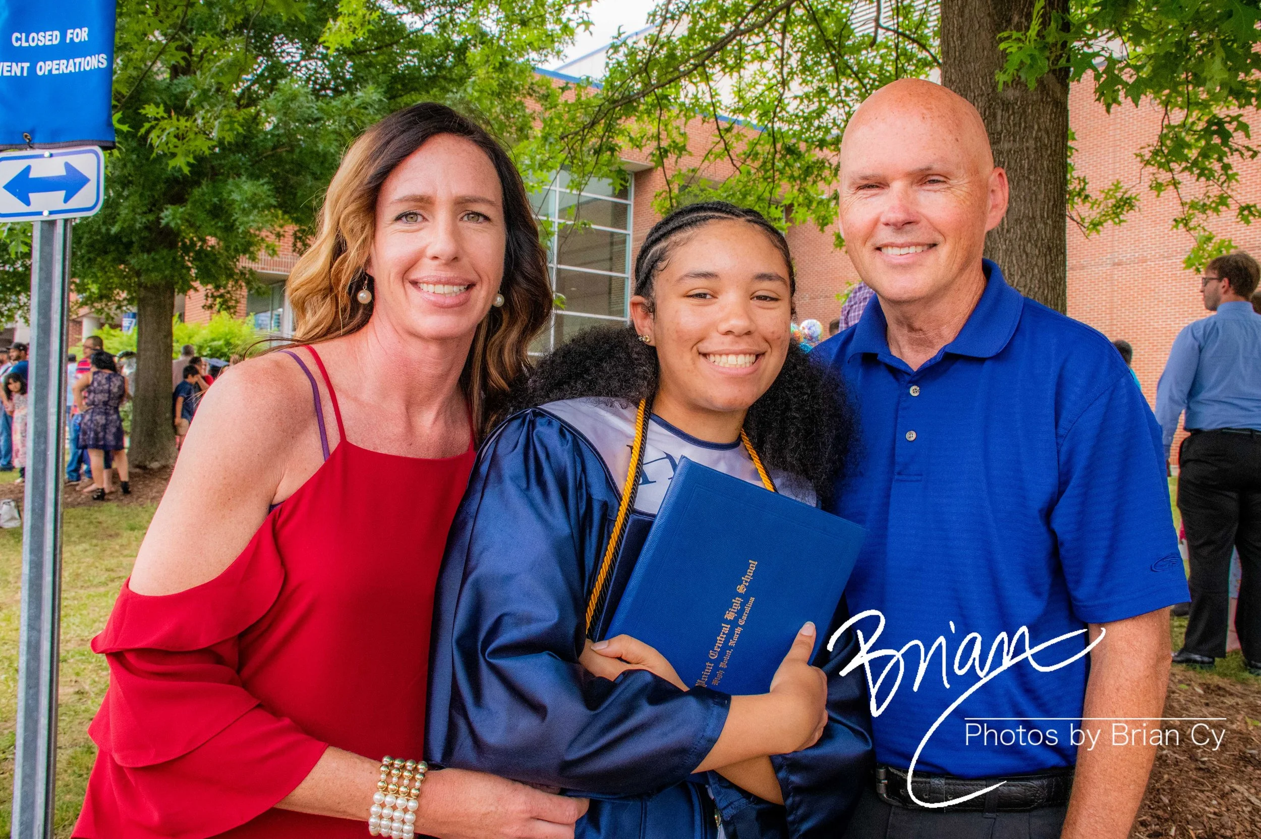 LoRes_WM_20190608_Icyss_Graduation_Edit-0473.jpg