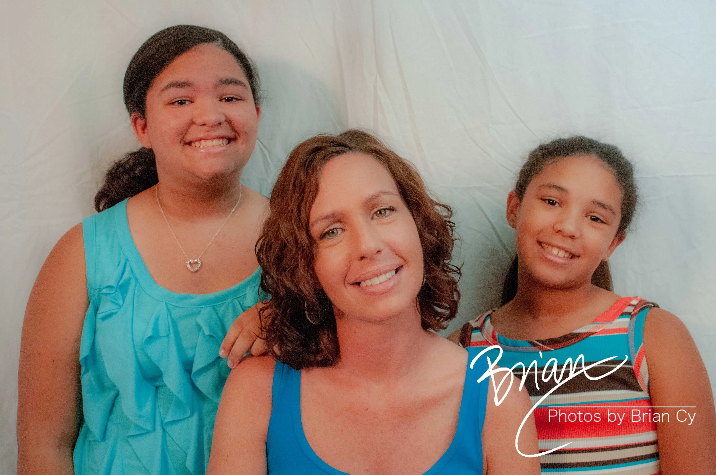 LoRes_WM_20110828_Nieces_Edit-8791.jpg