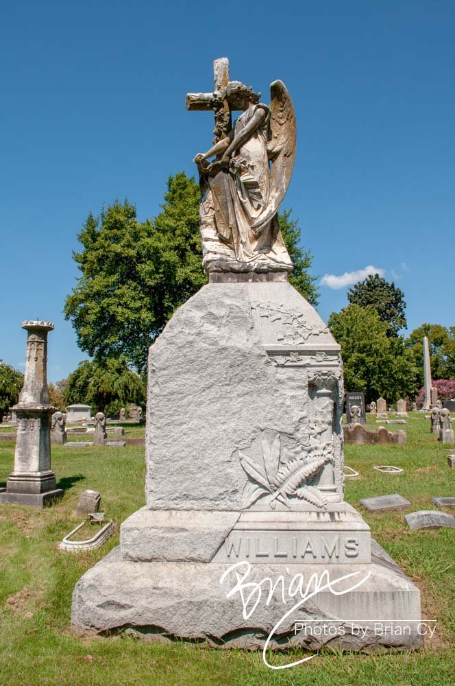 LoRes_WM_20160903_Elmwood_Cemetery_Edit-3497.jpg