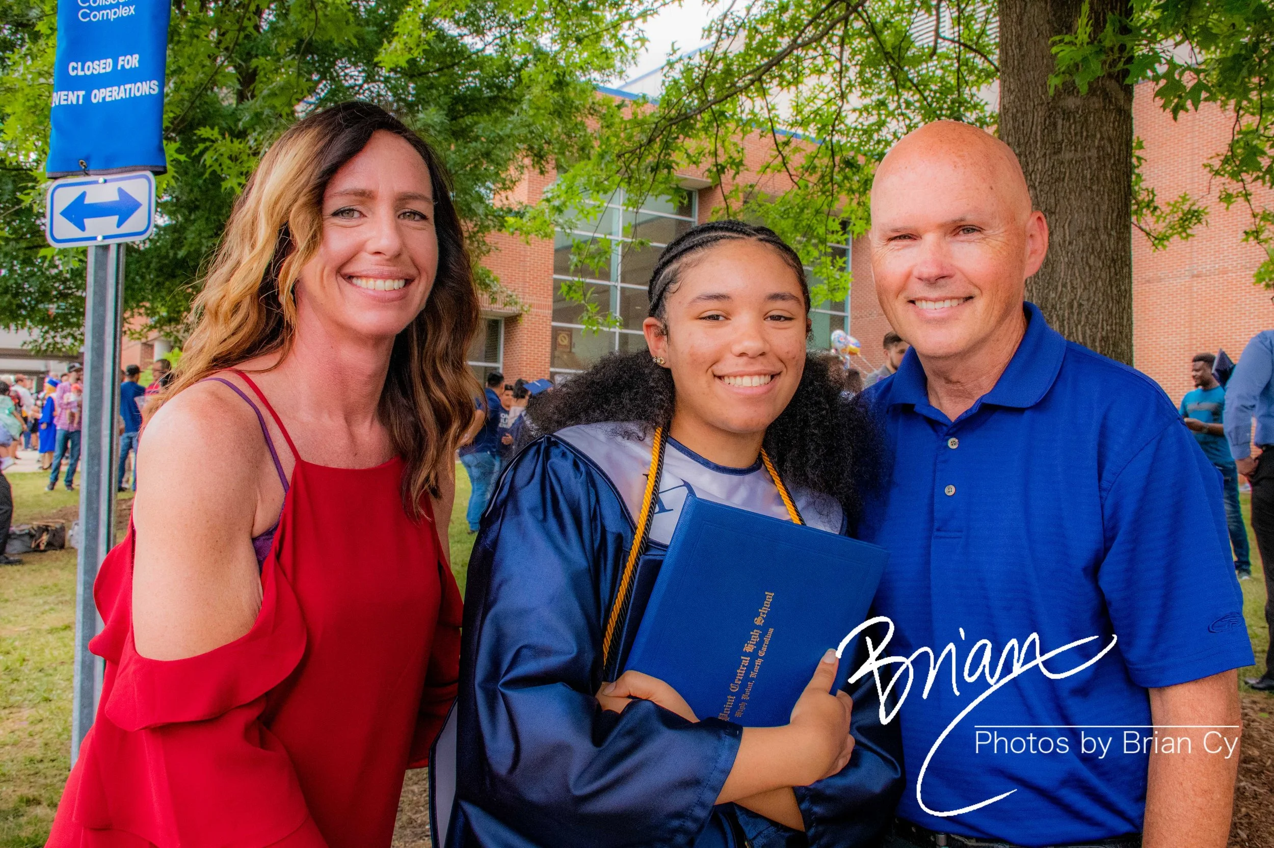 LoRes_WM_20190608_Icyss_Graduation_Edit-0495.jpg