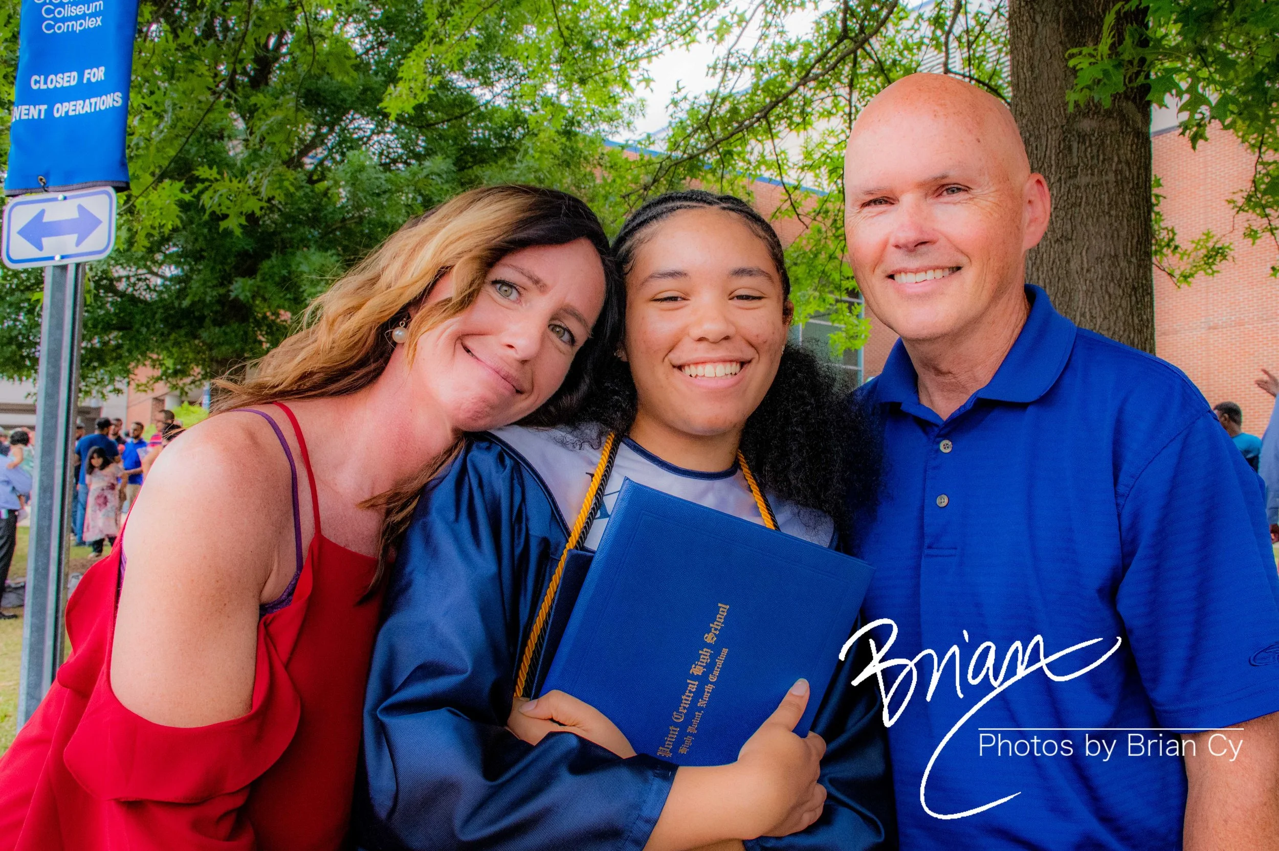 LoRes_WM_20190608_Icyss_Graduation_Edit-0485.jpg