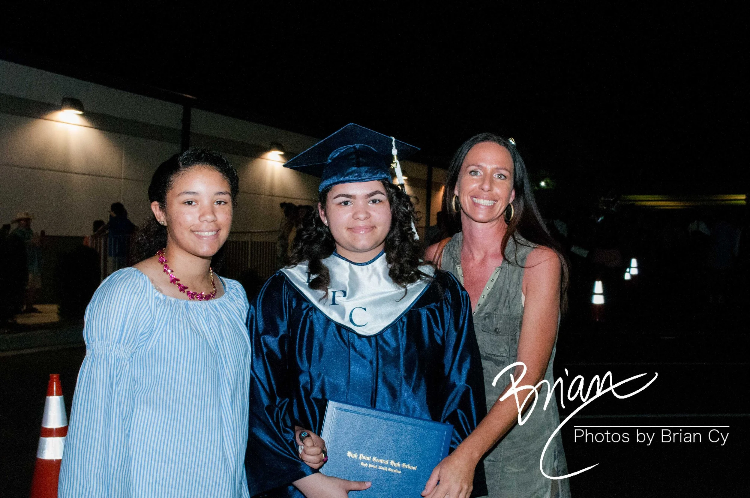 LoRes_WM_20170610_Jocelyn_Graduation_Edit-9190.jpg