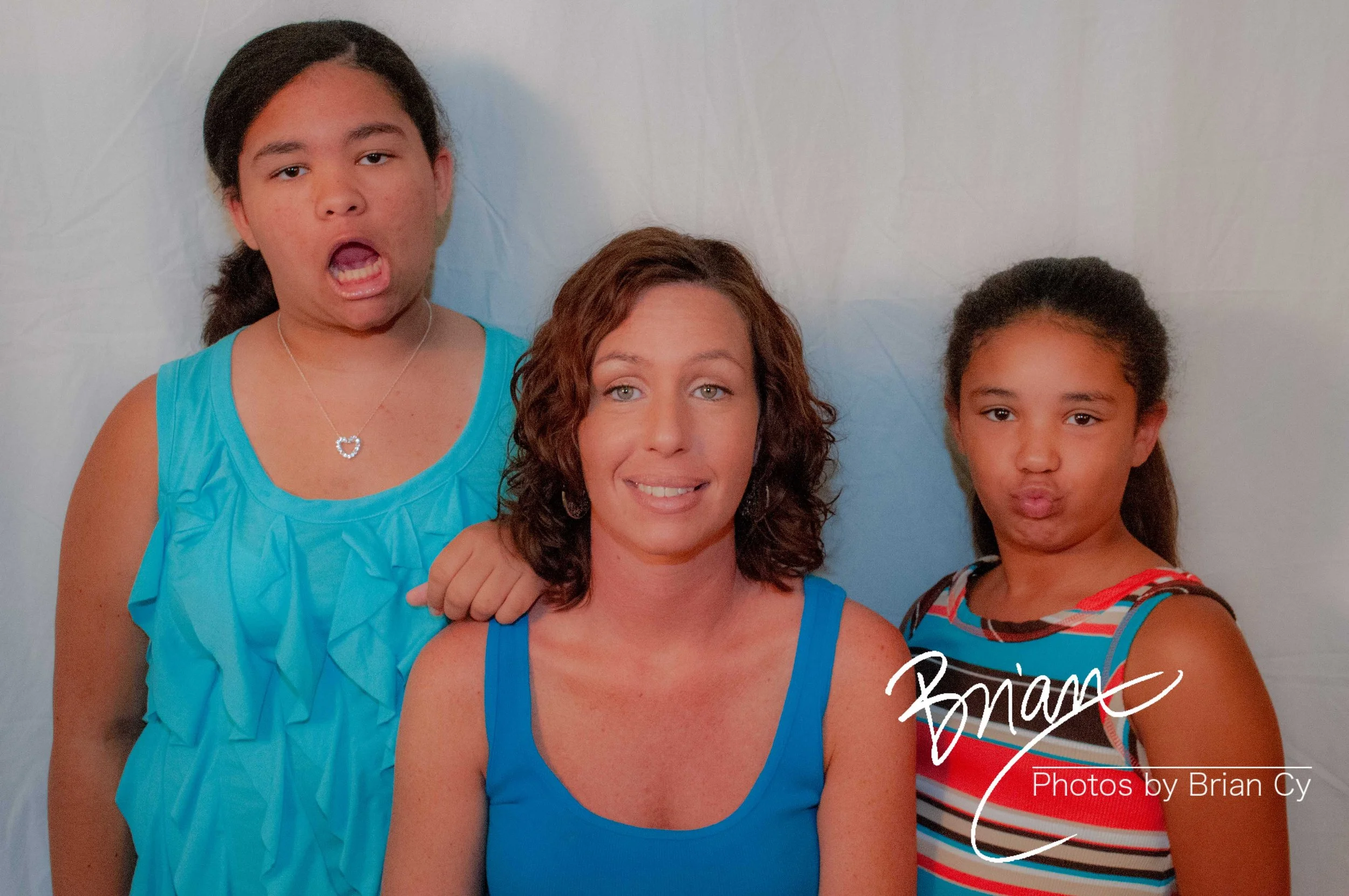 LoRes_WM_20110828_Nieces_Edit-8788.jpg