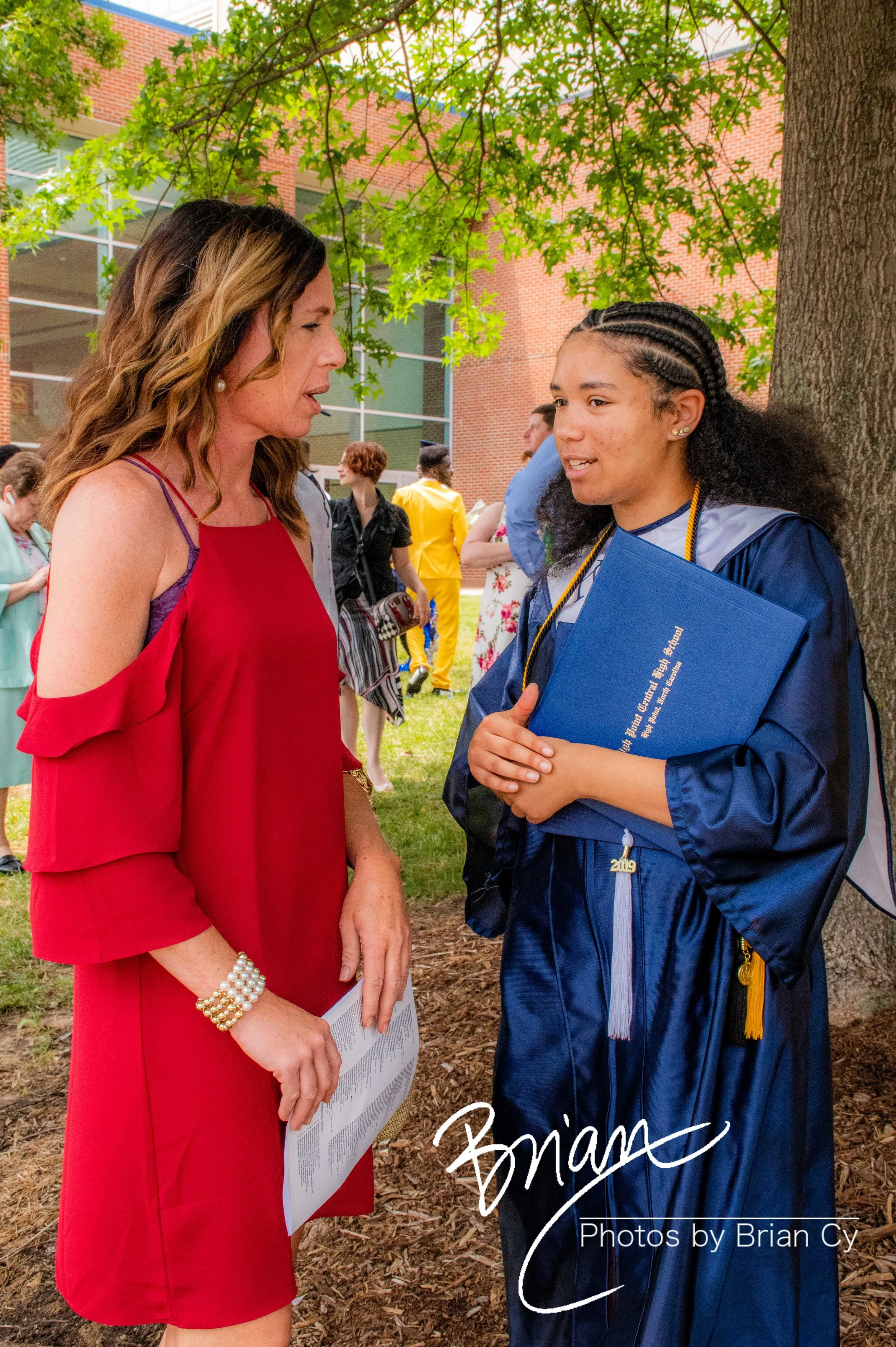 LoRes_WM_20190608_Icyss_Graduation_Edit-0369.jpg