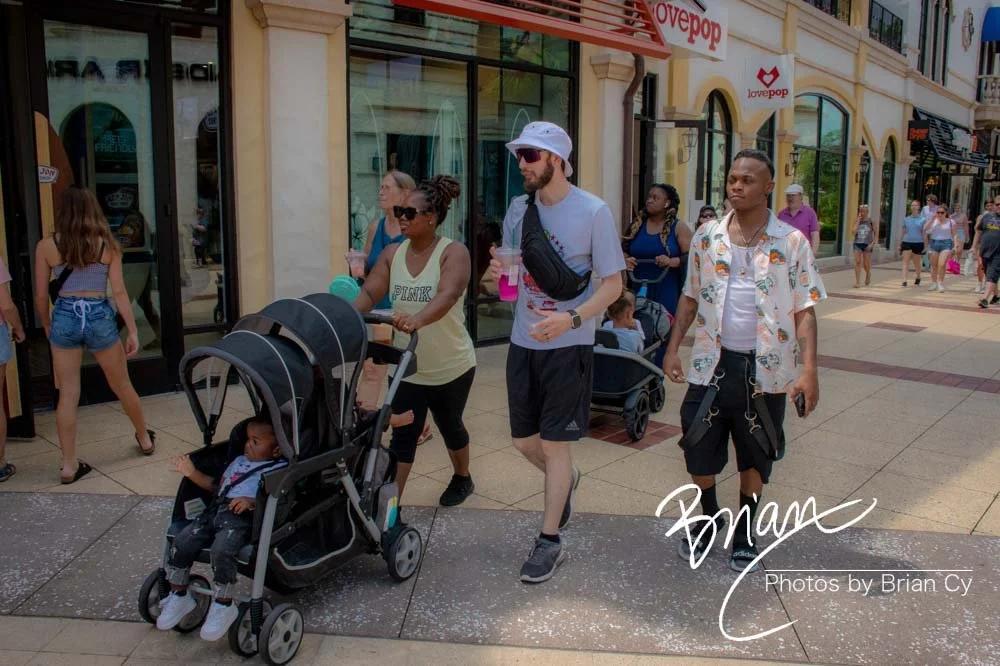 LoRes_WM_20230703_TheFam_DisneySprings_Edit-5902.jpg