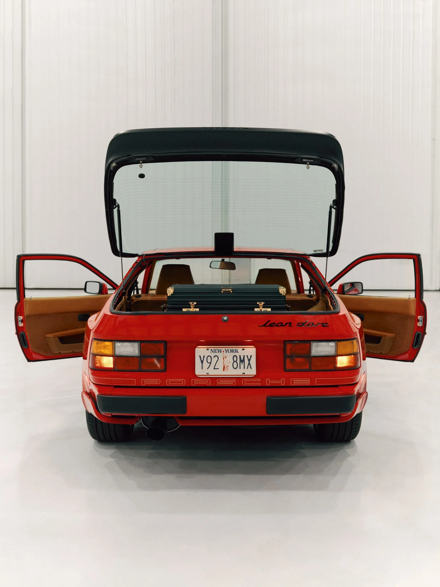 24.03_ALD_PORSCHE_ALD_HB_240402_ 8.jpg