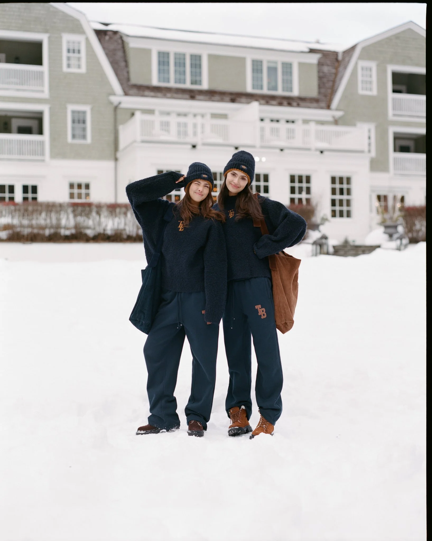 98462_ALI_003_10 2.jpg