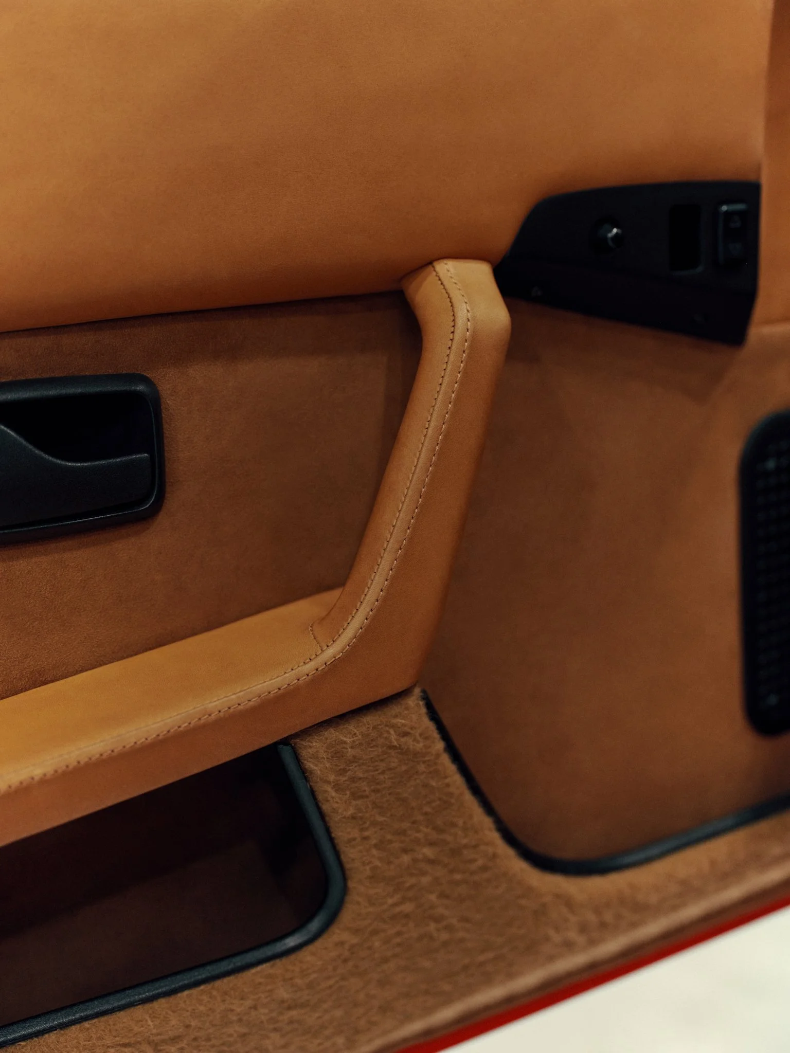 24.03_ALD_PORSCHE_ALD_HB_240402_ 6.jpg