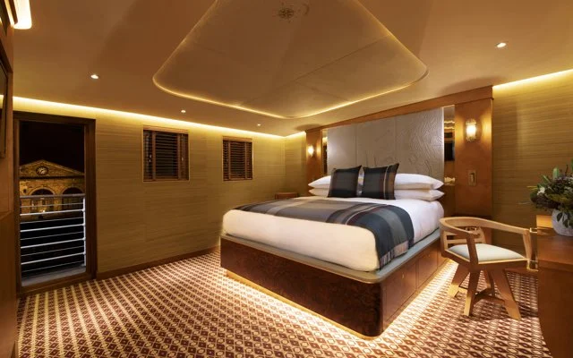 Treat yourself to an unforgettable stay aboard Fingal, Edinburgh’s iconic luxury floating hotel, with an overnight stay in a Classic Cabin for two, including a delicious breakfast.



Fingal overnight stay for 2 and 1. Step aboard this beautifully re