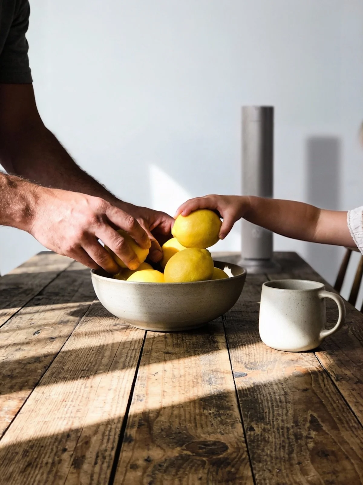 Silent cold-air scent diffuser, no water, no heat, no residue, thoughtfully crafted for homes shared with little ones.

#821Scent #HomeFragance #FraganceDiffuser #Scents