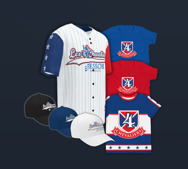 Vêtements et accessoires de supporteur de l'équipe Les Chevaliers, incluant une veste, t-shirts et casquettes dans les couleurs bleu, rouge, blanc et noir.