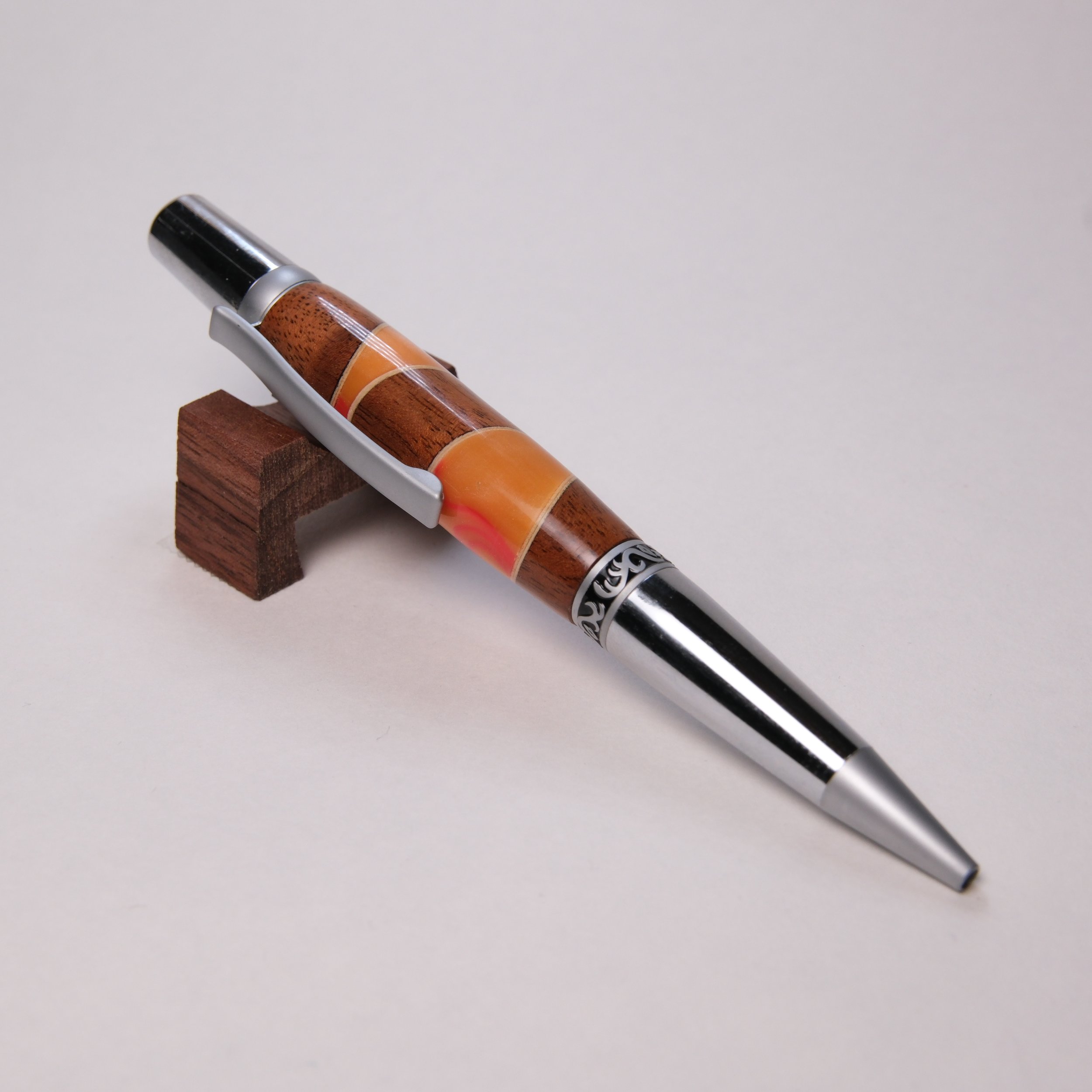 Wall Street II Elegant- Wood & Orange